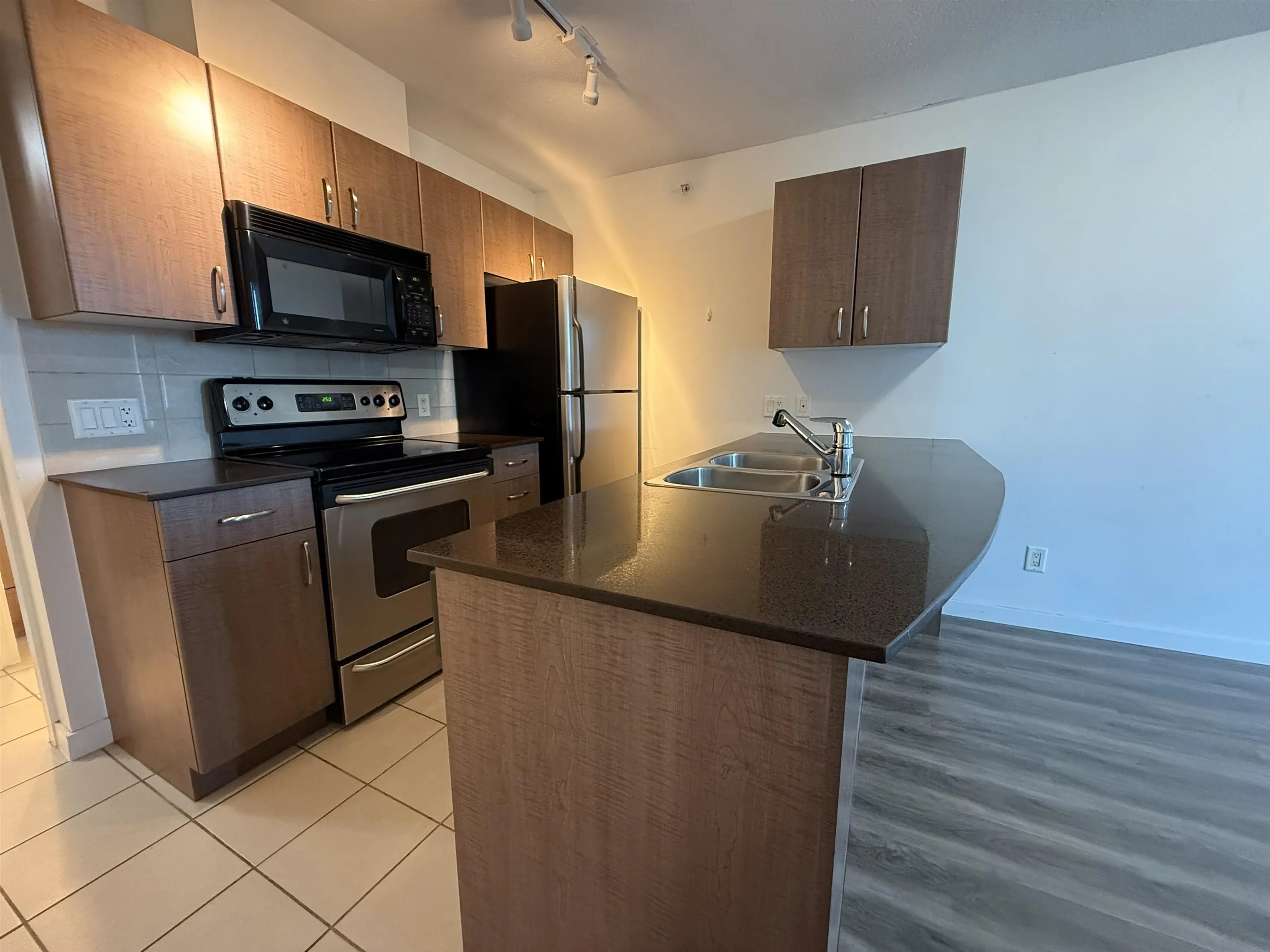 610 Granville Street #1212
