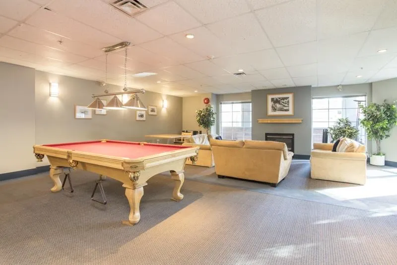 137 E 1st Street #206