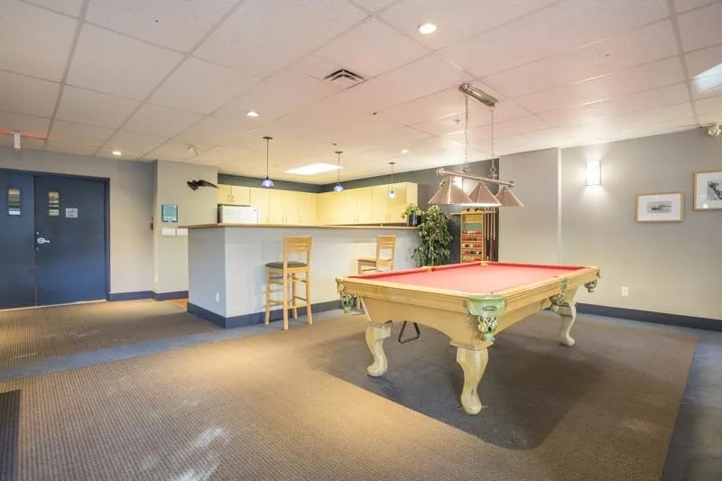 137 E 1st Street #206