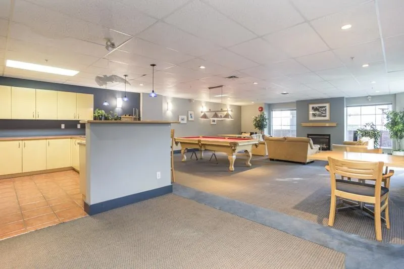 137 E 1st Street #206