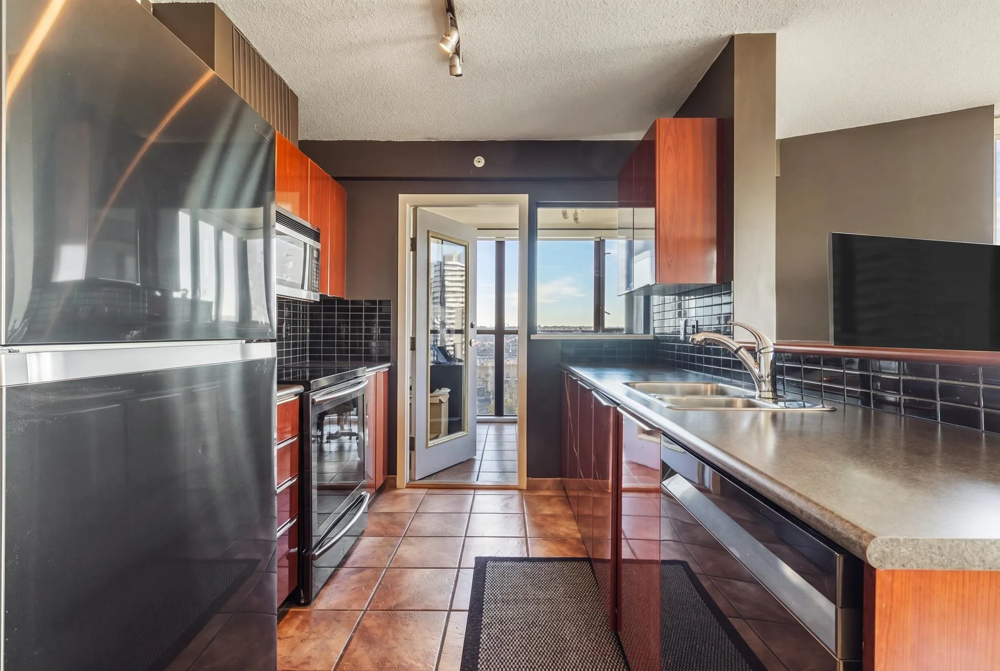 1003 Pacific Street #1105