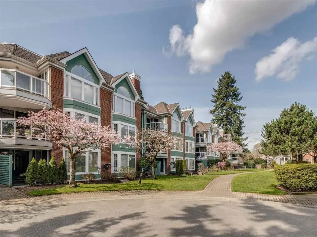 1675 Augusta Avenue #304