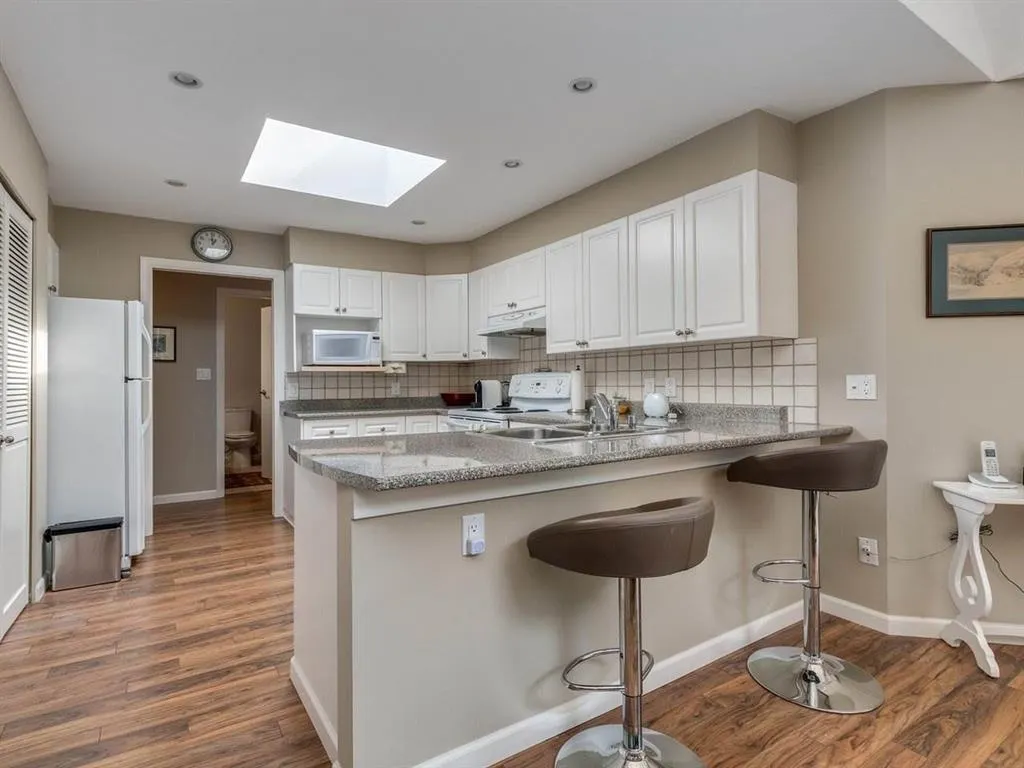 1675 Augusta Avenue #304