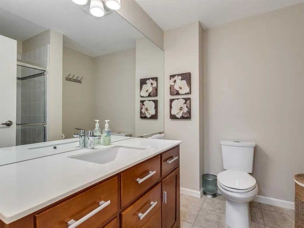 1675 Augusta Avenue #304