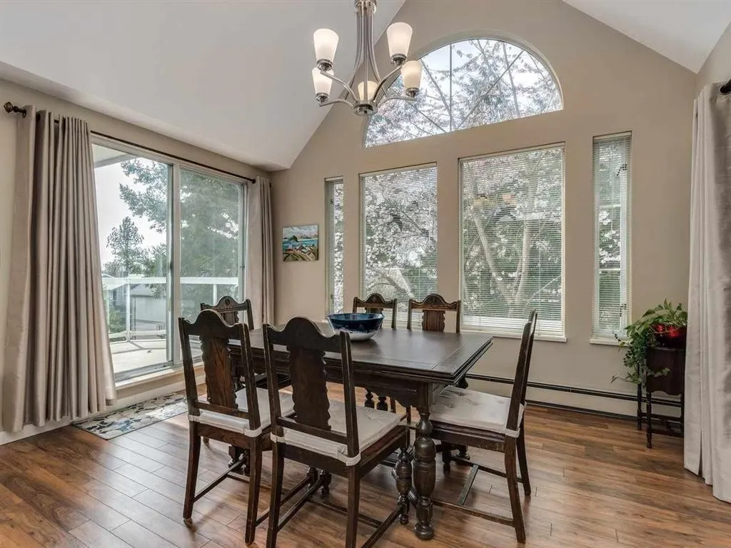 1675 Augusta Avenue #304