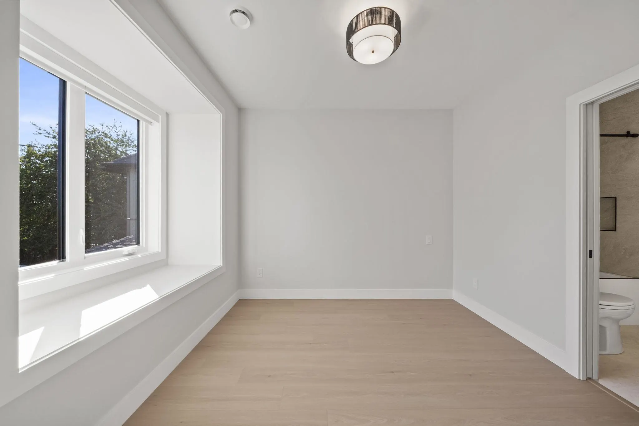 10931 Southport Road #1