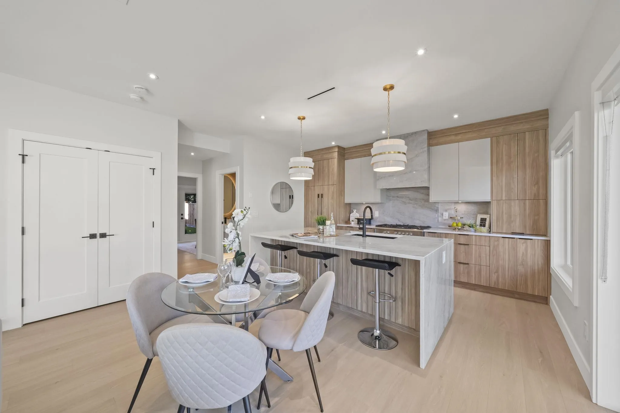 10931 Southport Road #1