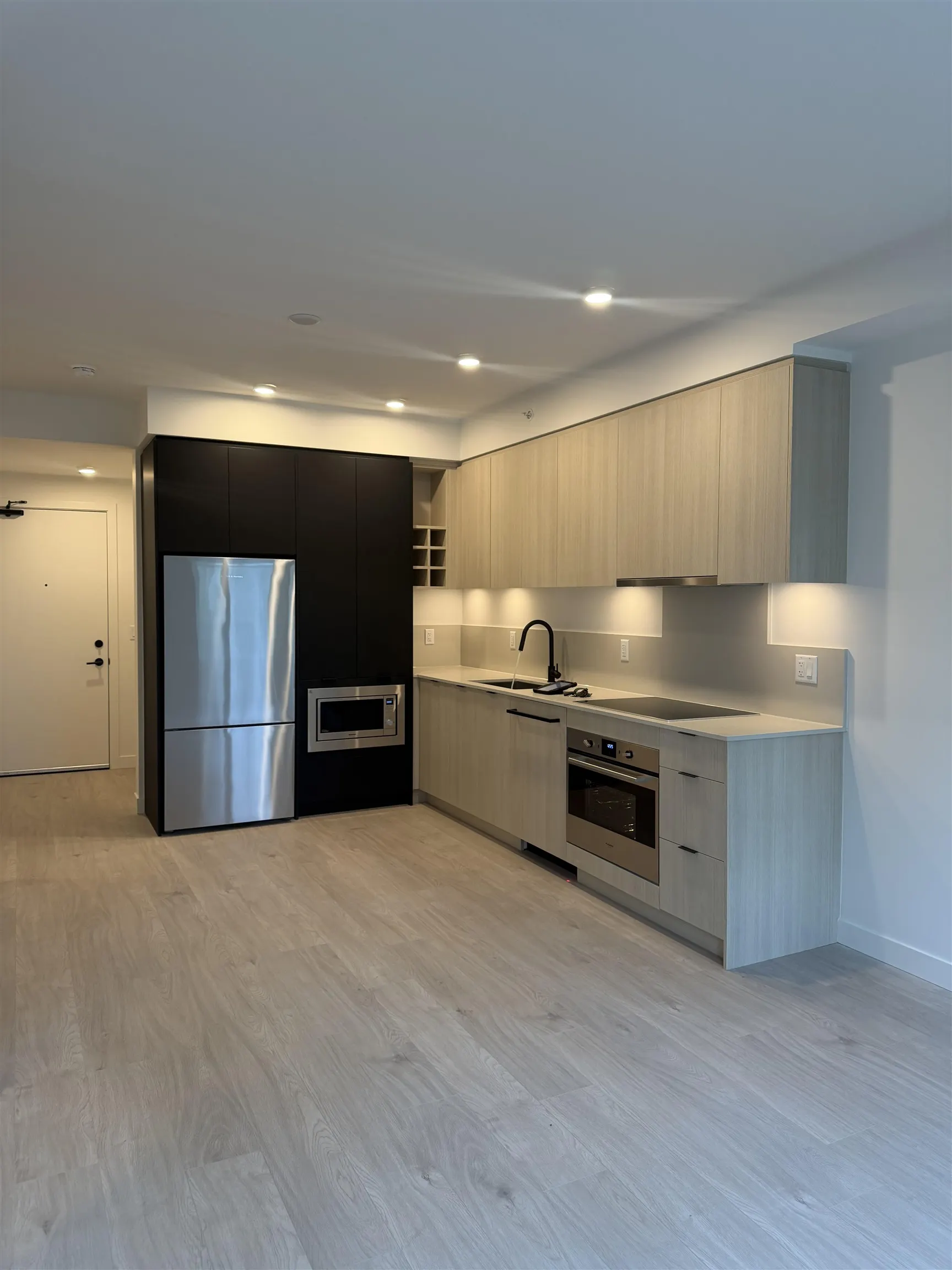 968 Lytton Street #610