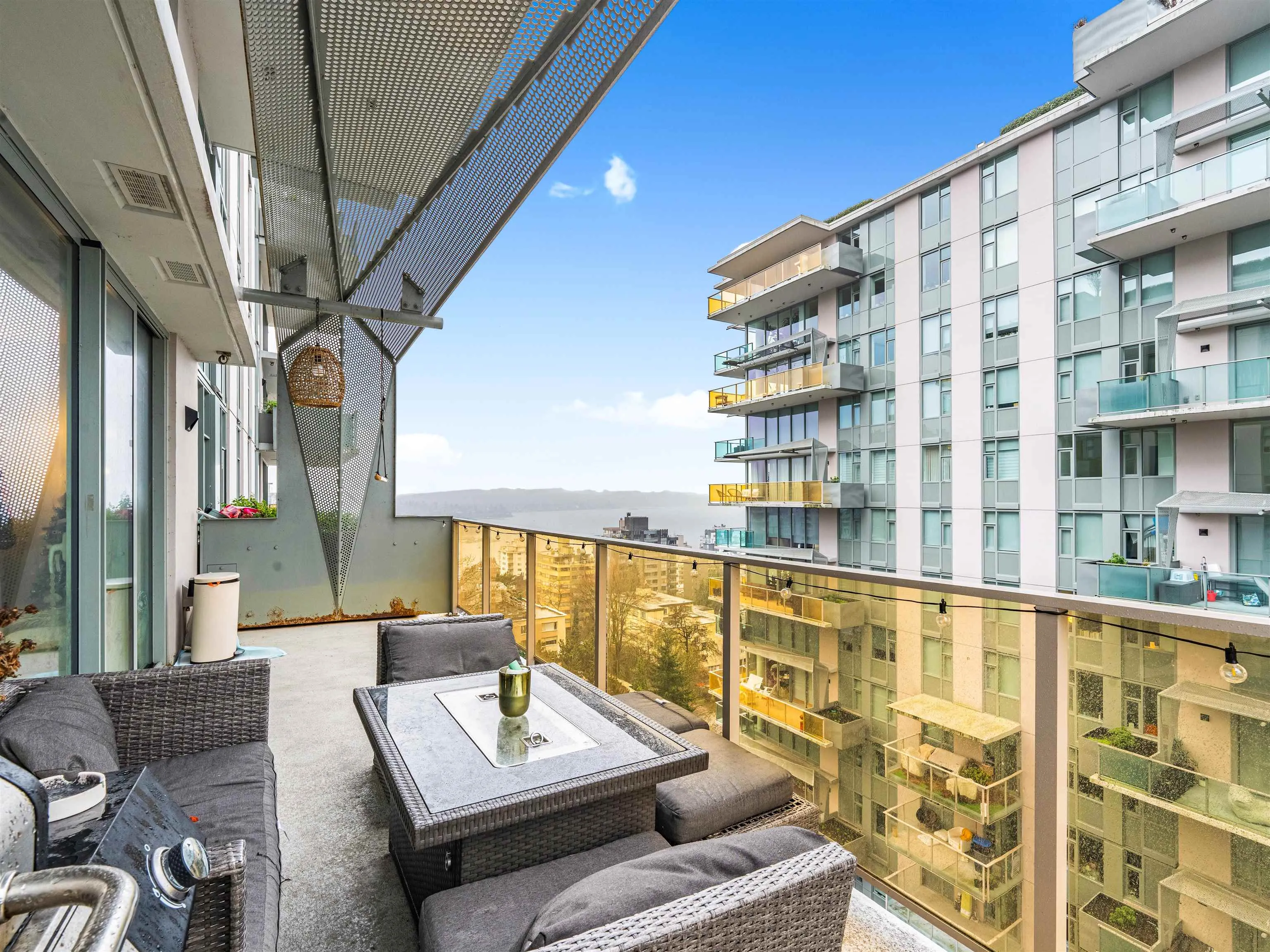 1365 Davie Street #1401