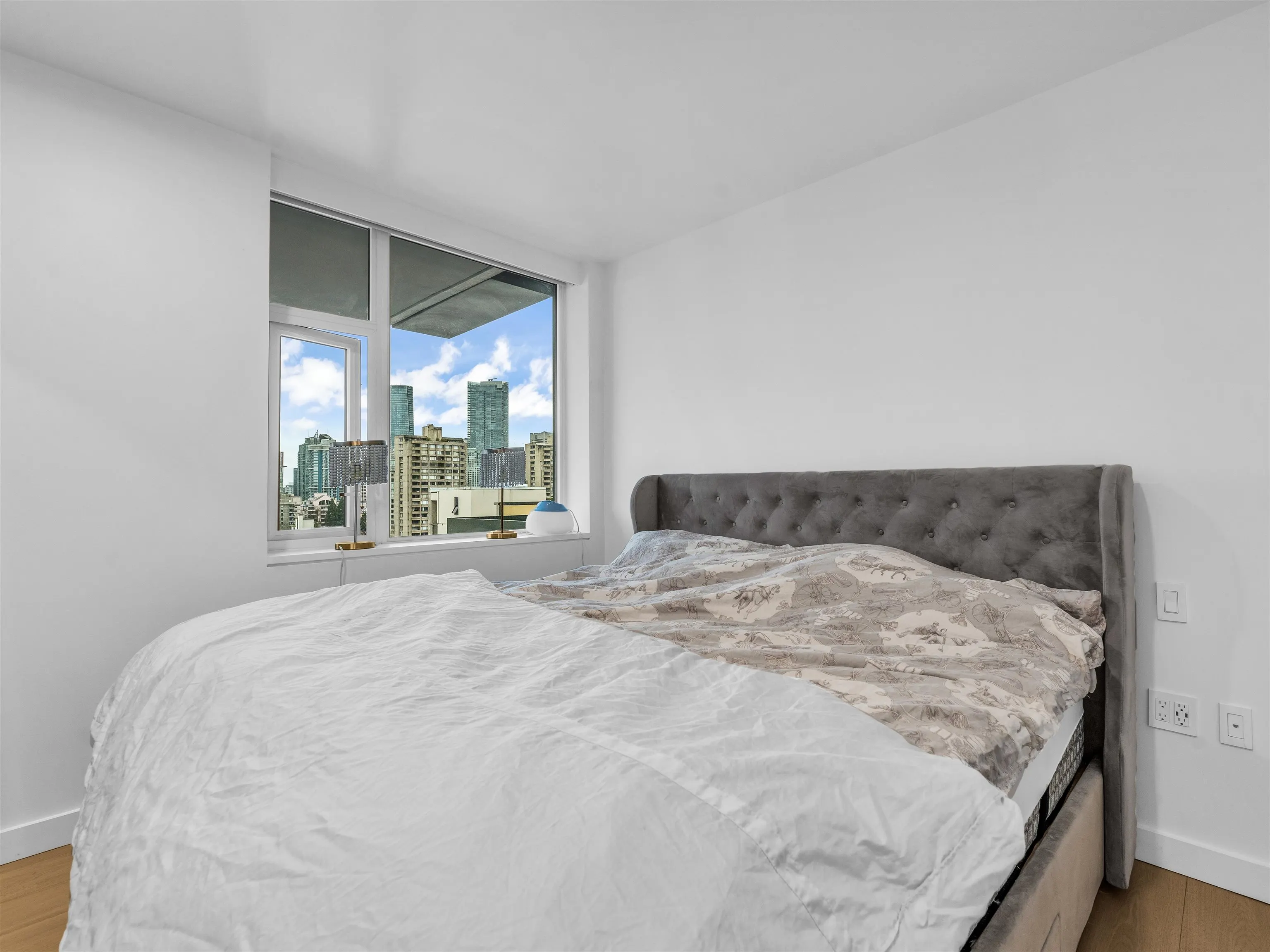 1365 Davie Street #1401