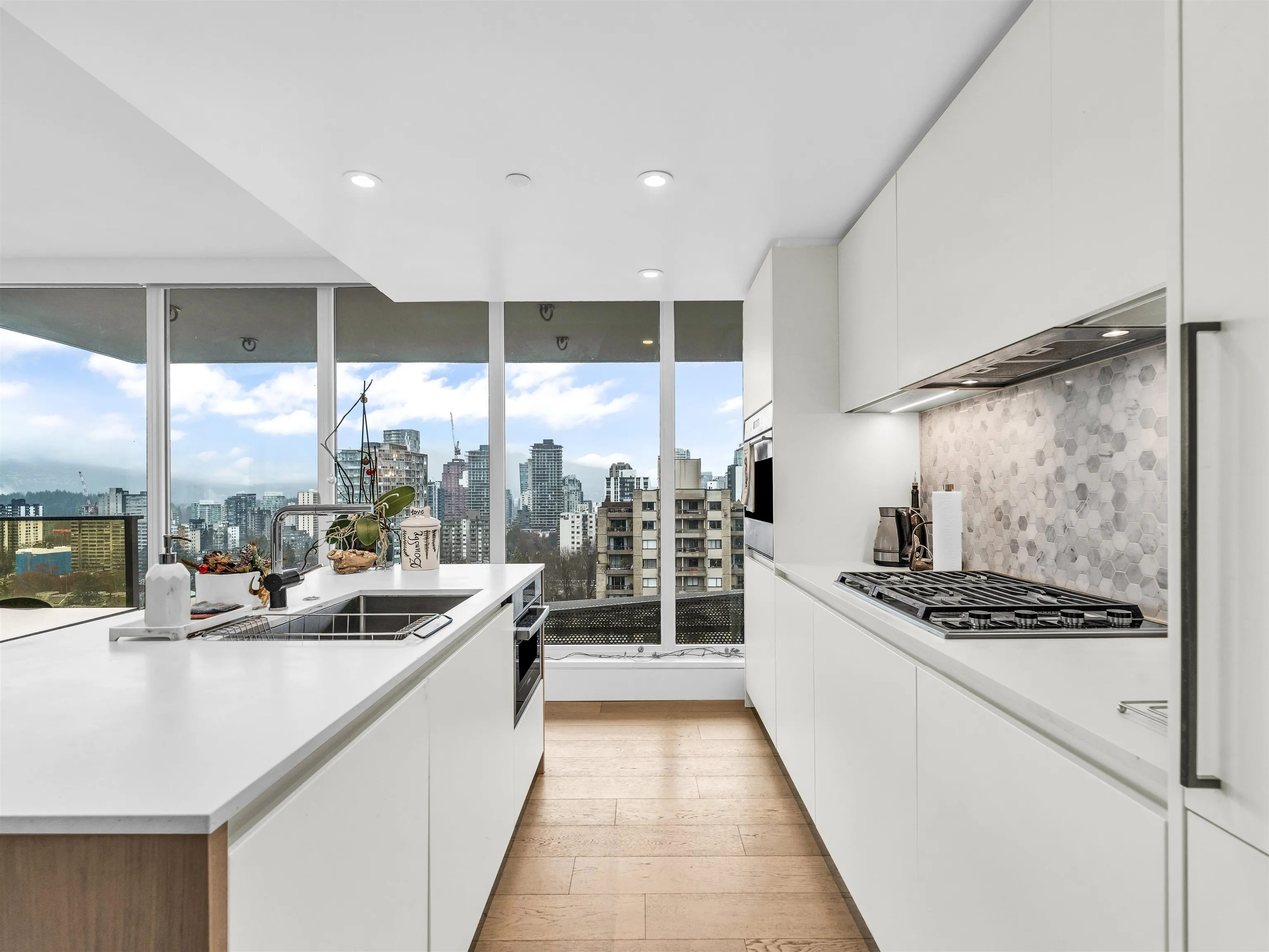 1365 Davie Street #1401