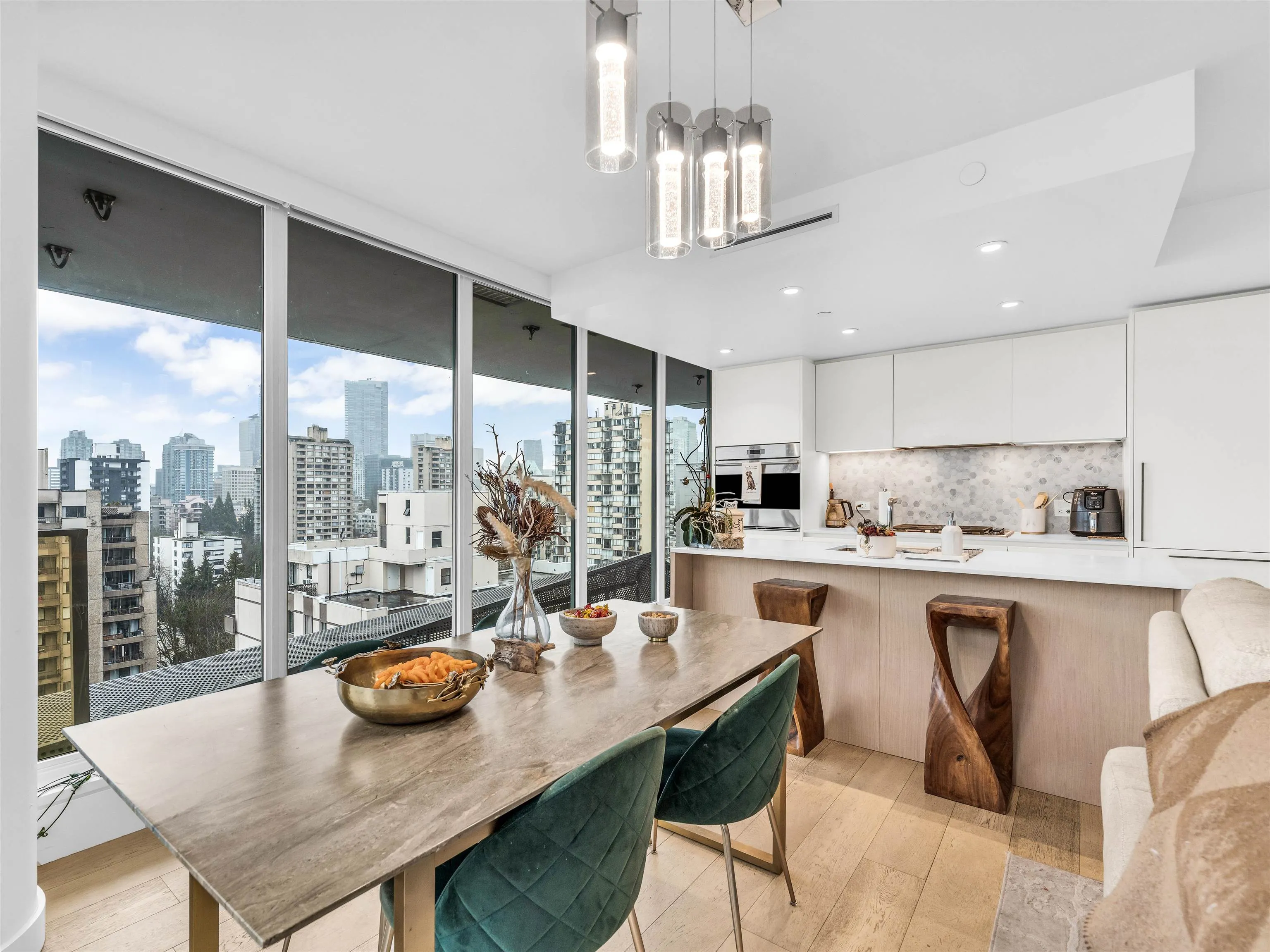 1365 Davie Street #1401