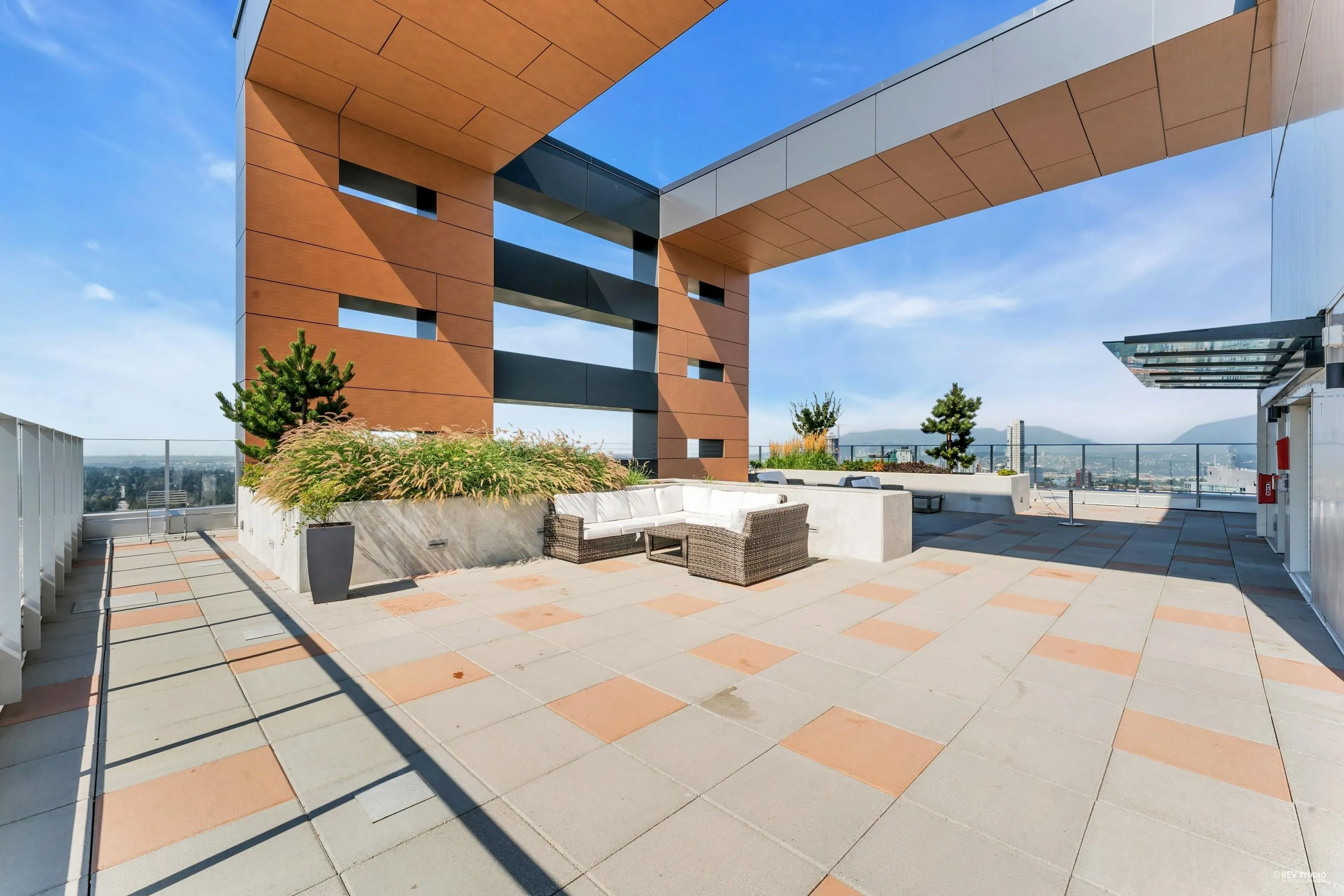 13615 Fraser Highway #1401