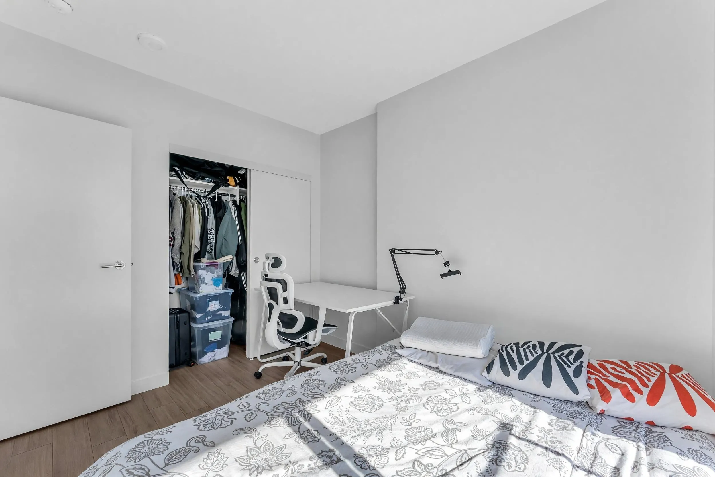 13615 Fraser Highway #1401