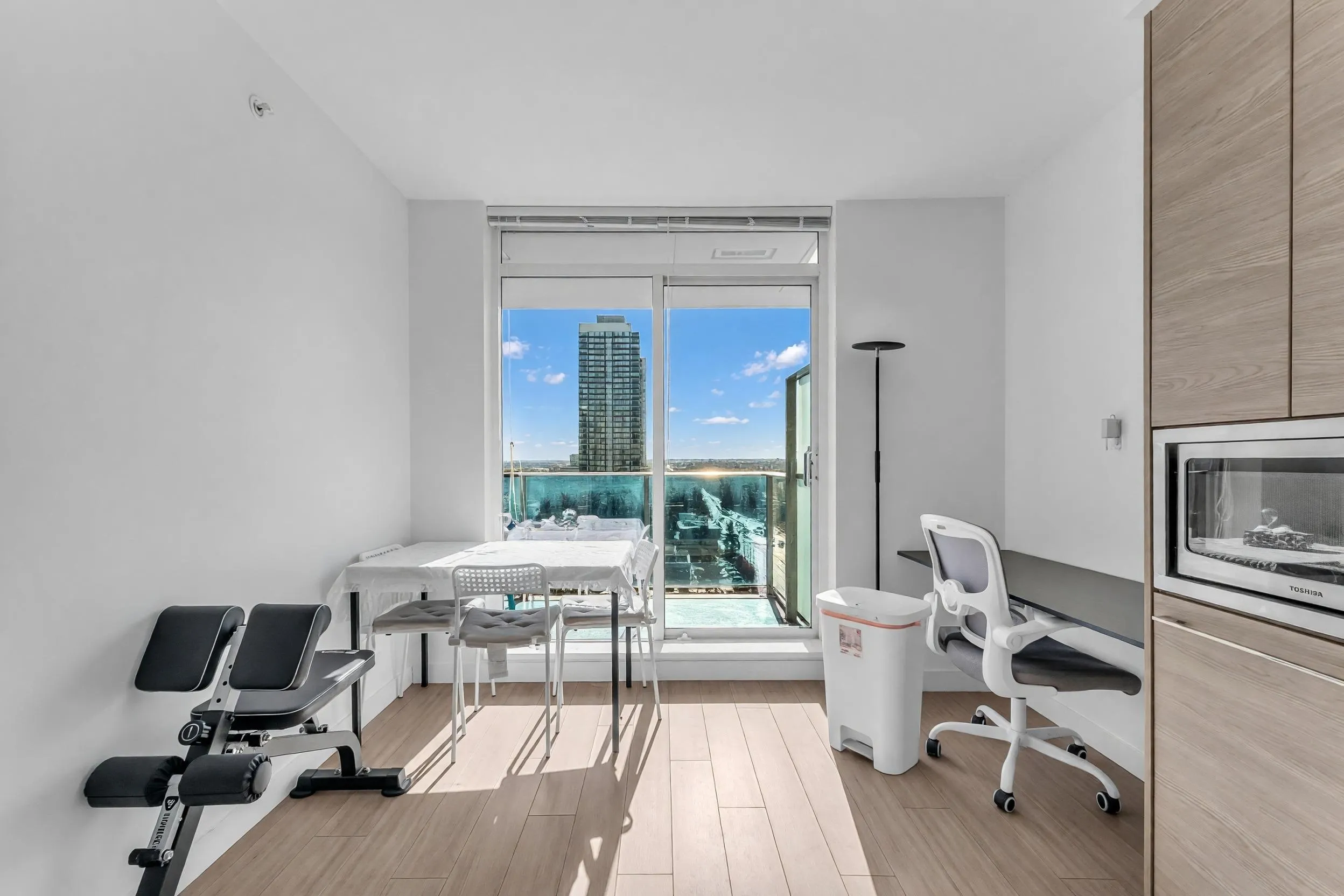 13615 Fraser Highway #1401