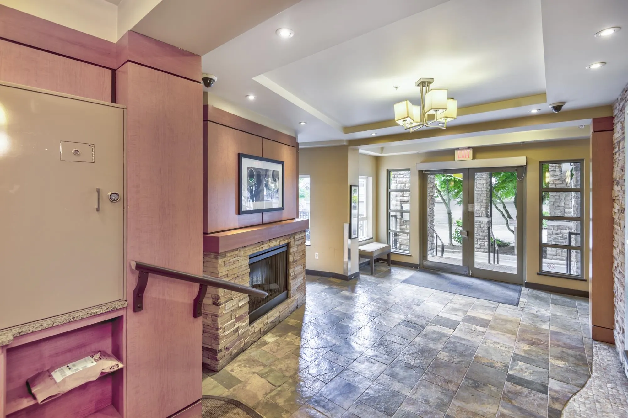 9233 Government Street #106