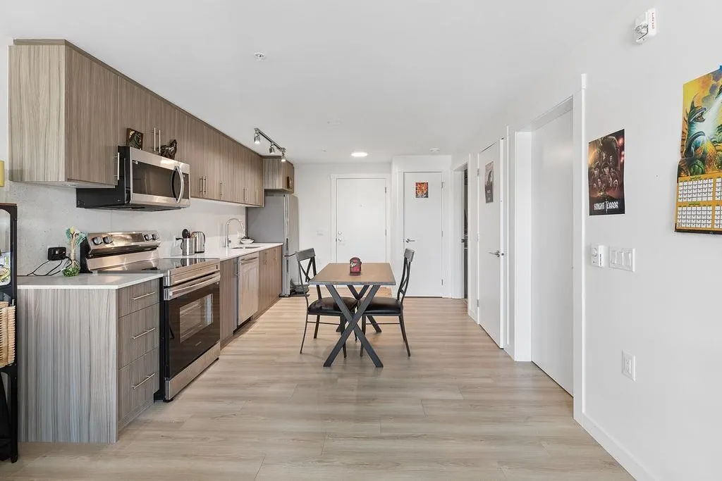 232 Sixth Street #502