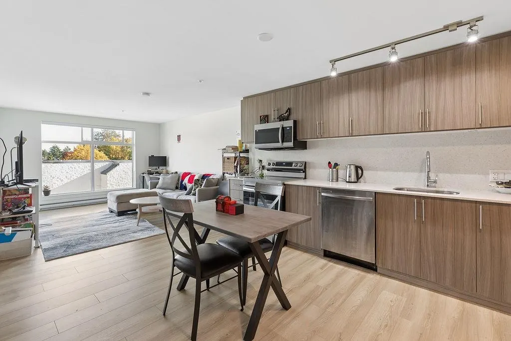 232 Sixth Street #502