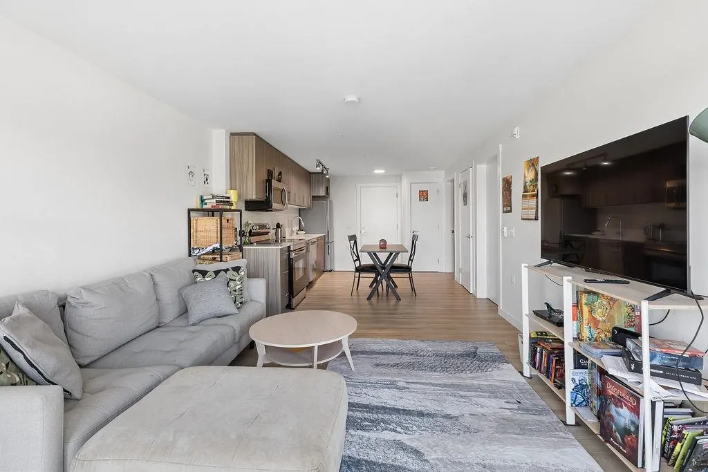 232 Sixth Street #502