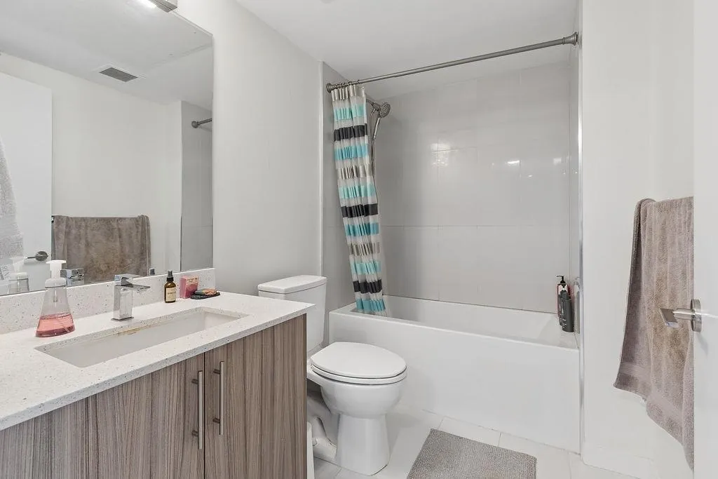 232 Sixth Street #502
