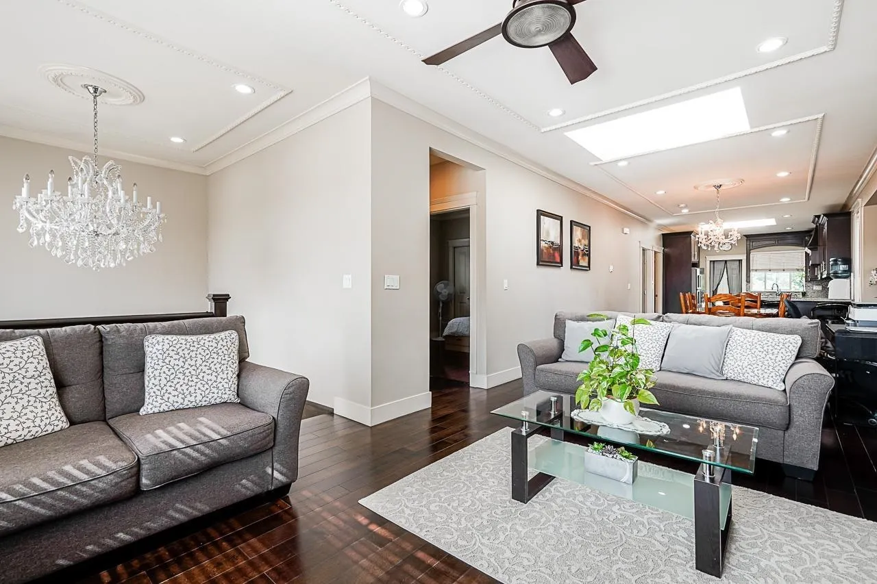 2708 Boundary Road