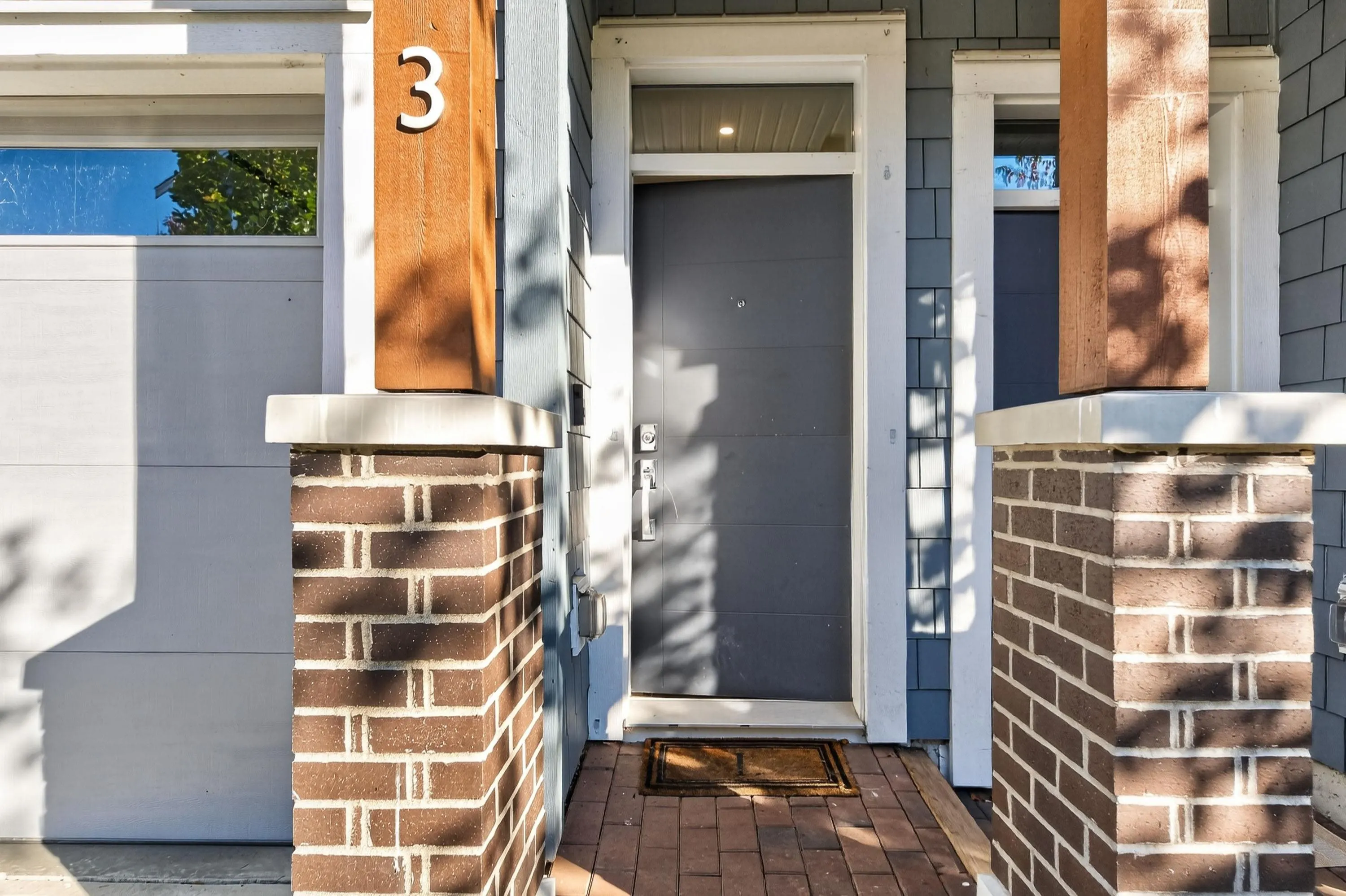 2145 Prairie Avenue #3