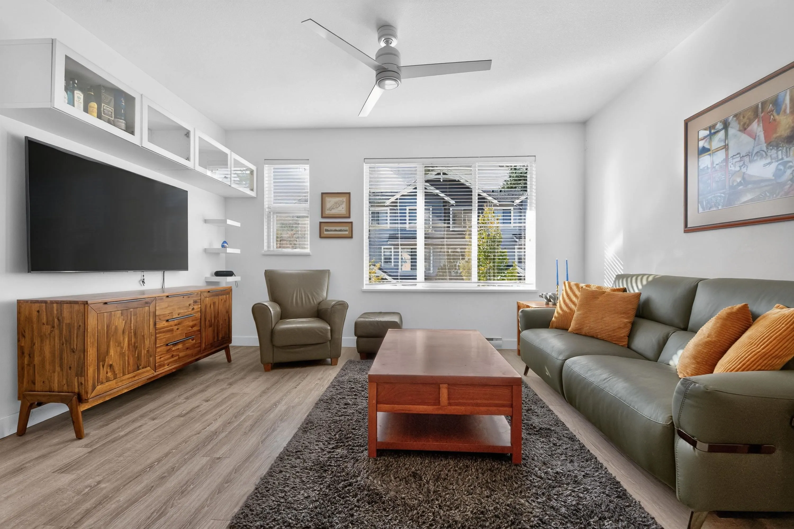 2145 Prairie Avenue #3
