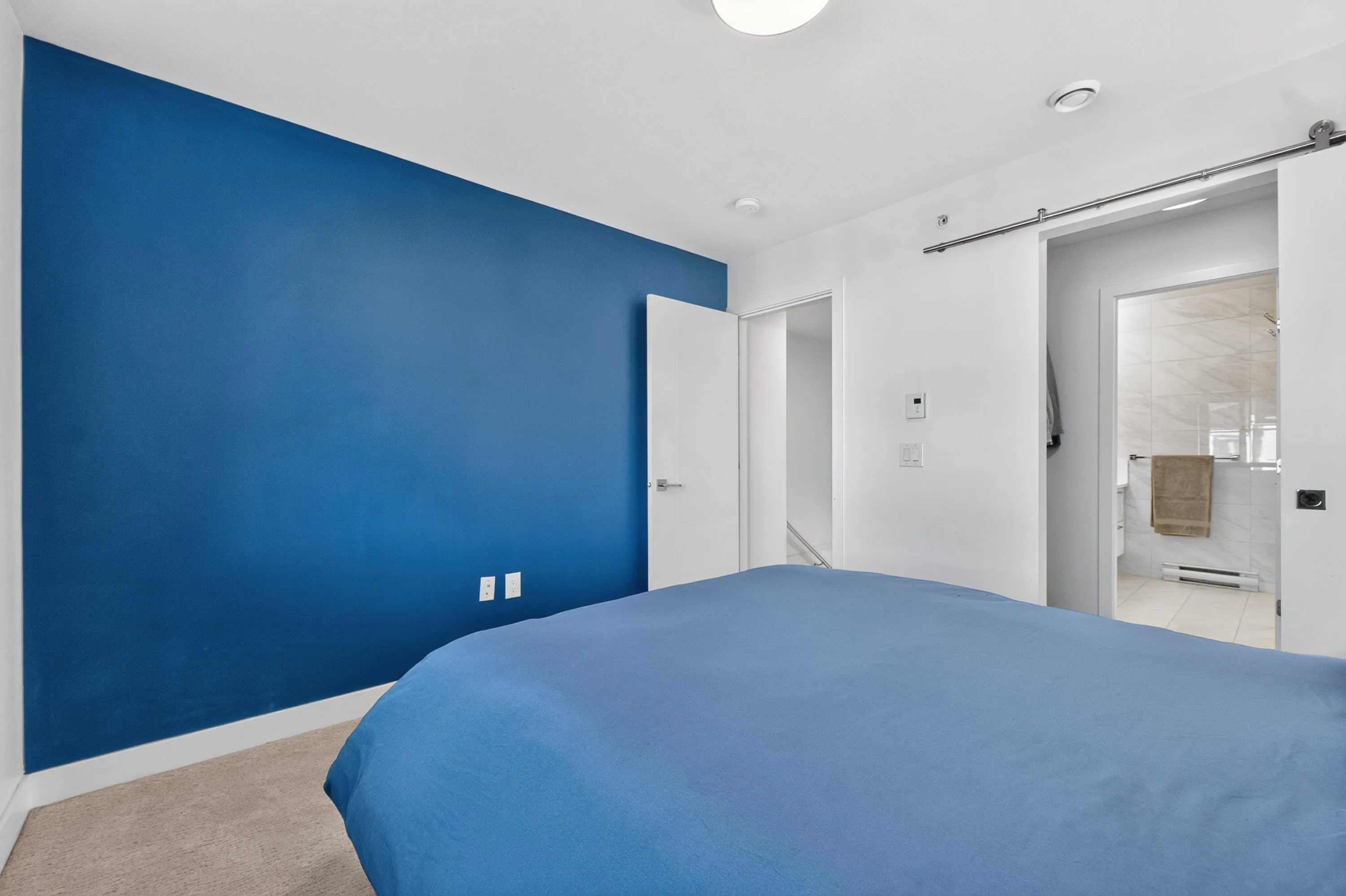 2145 Prairie Avenue #3