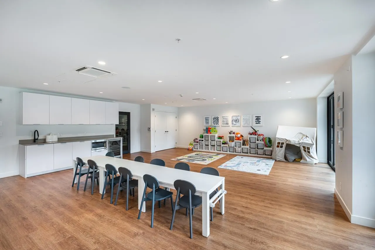55 Klahanie Drive #405