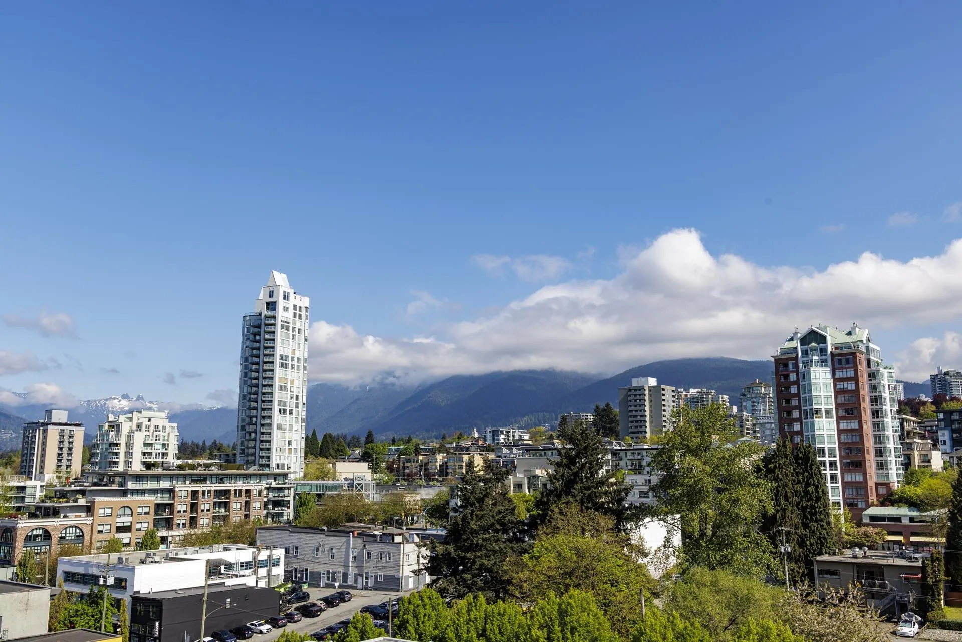 168 E Esplanade #PH1