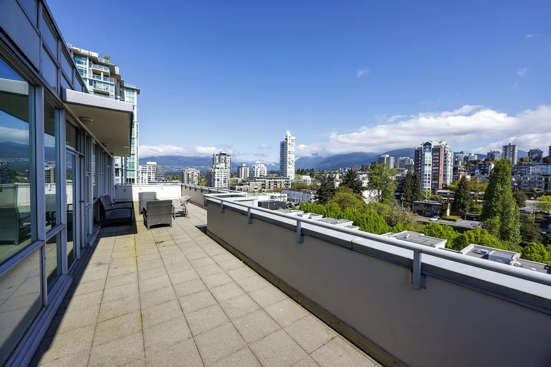 168 E Esplanade #PH1