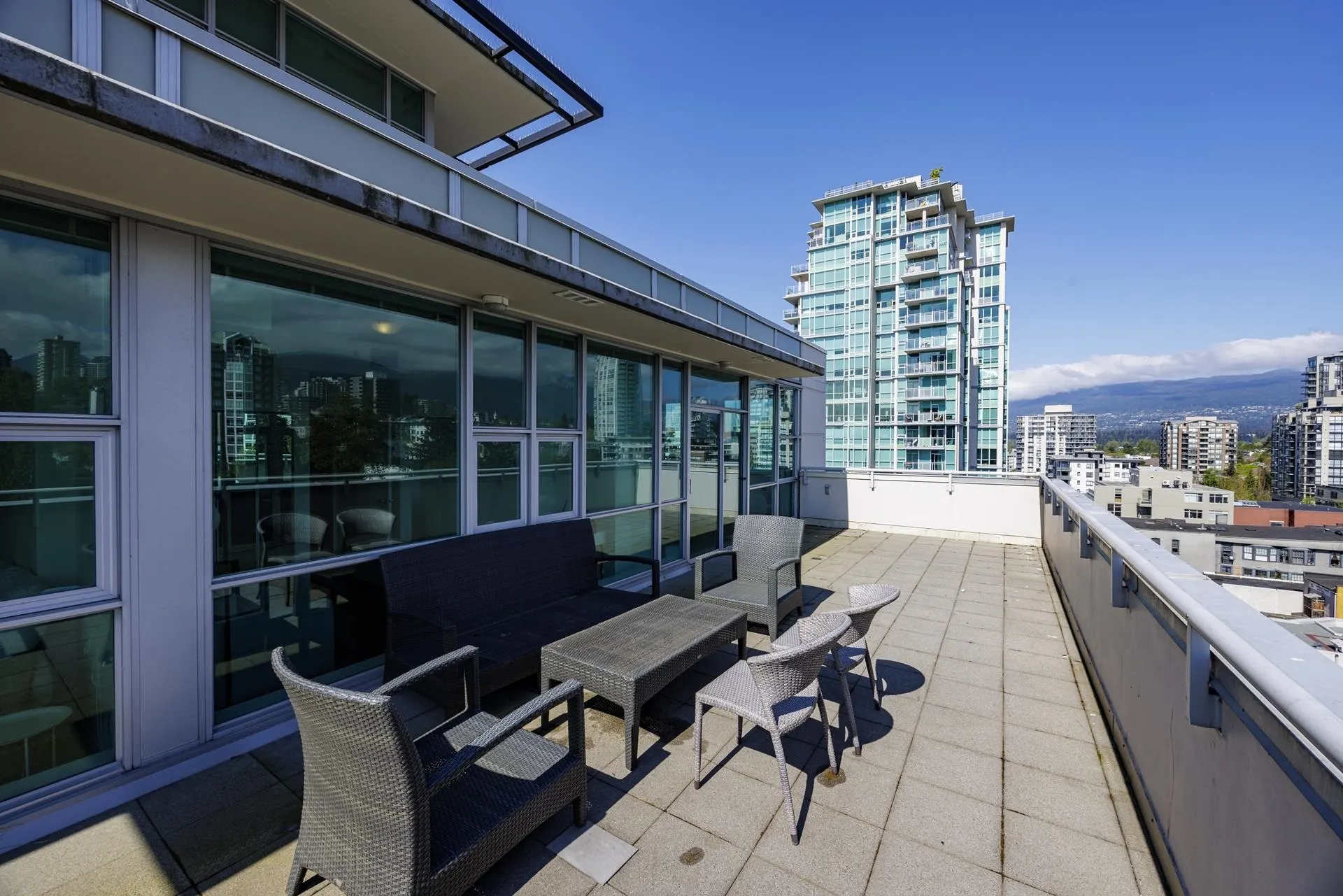 168 E Esplanade #PH1