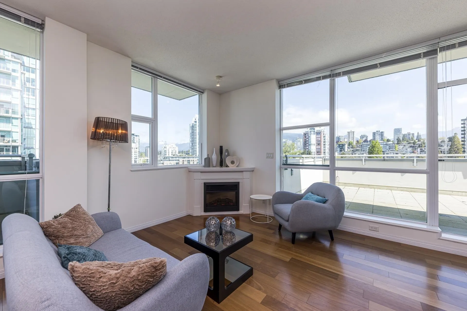 168 E Esplanade #PH1