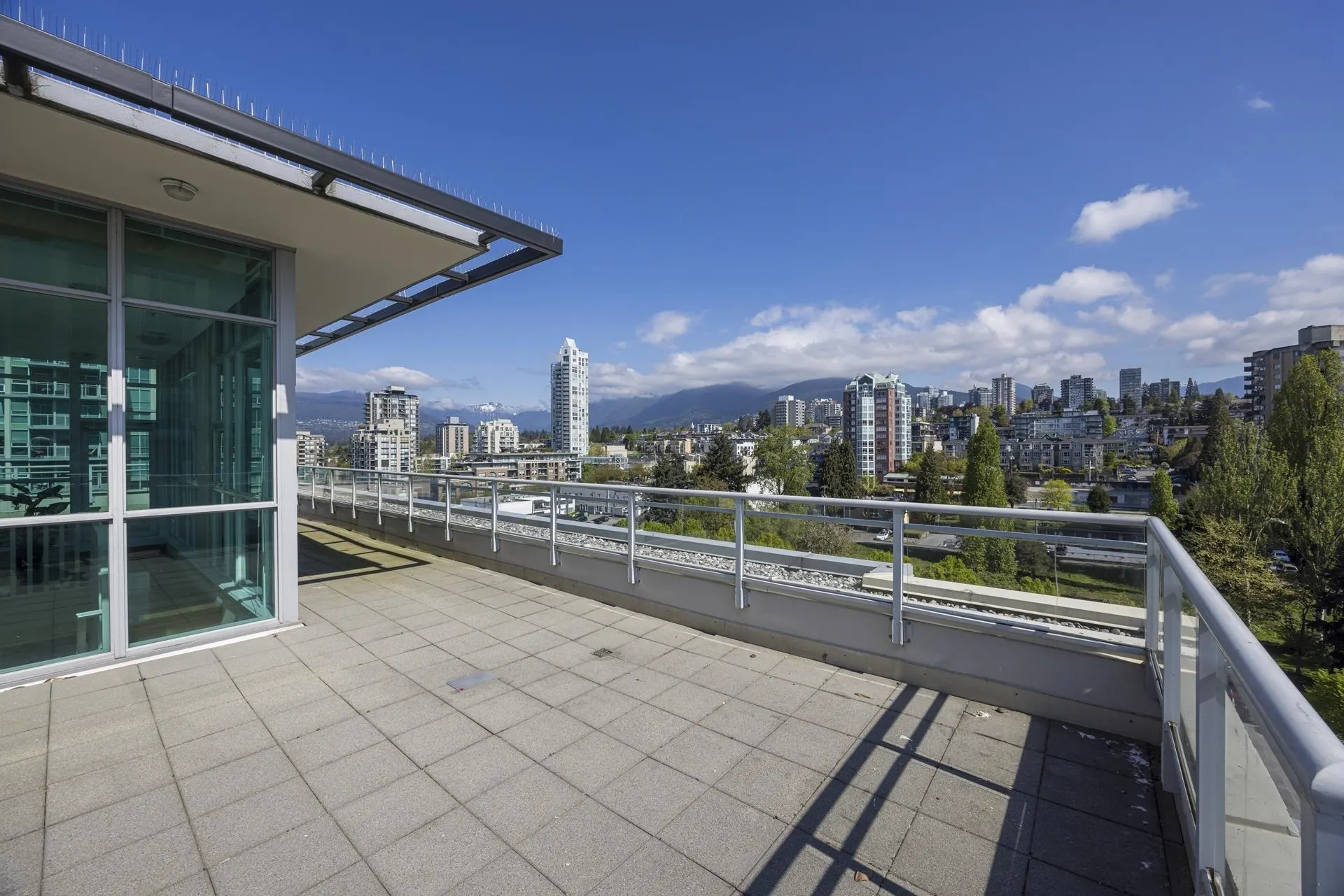 168 E Esplanade #PH1