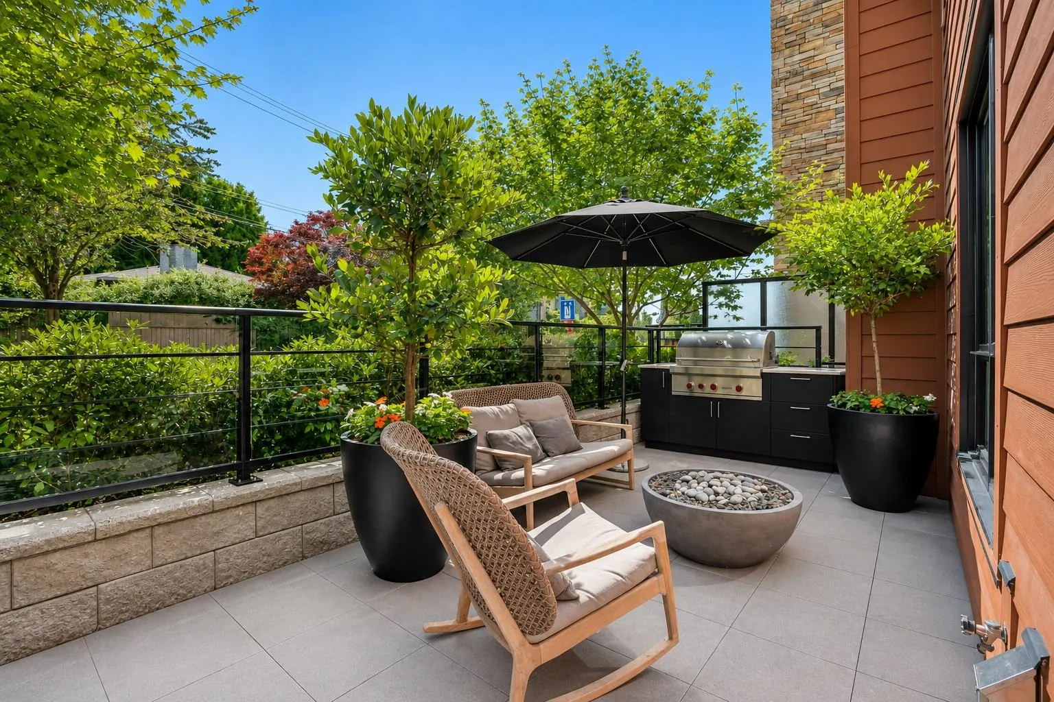 1055 Ridgewood Drive #102