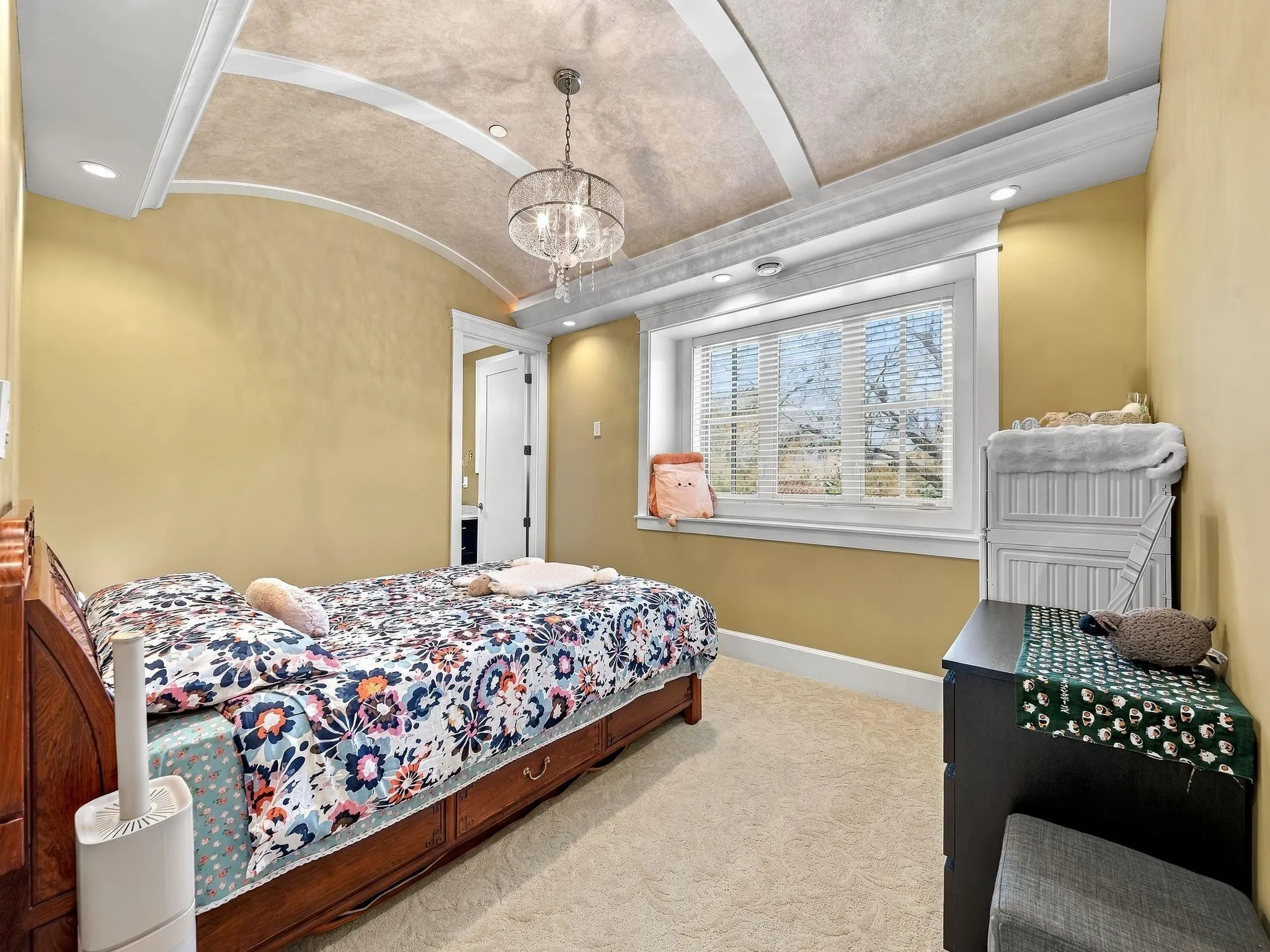 2015 W 57th Avenue