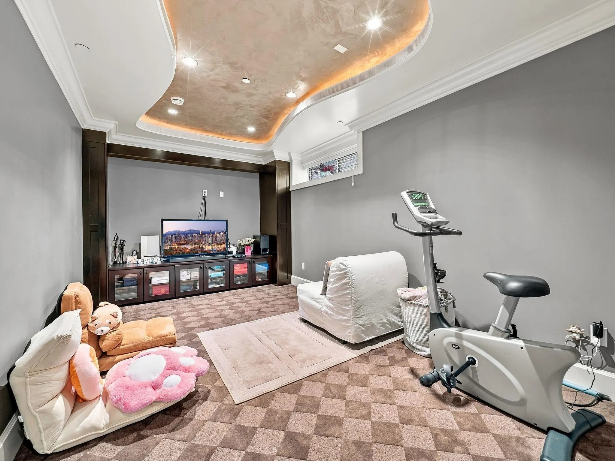 2015 W 57th Avenue