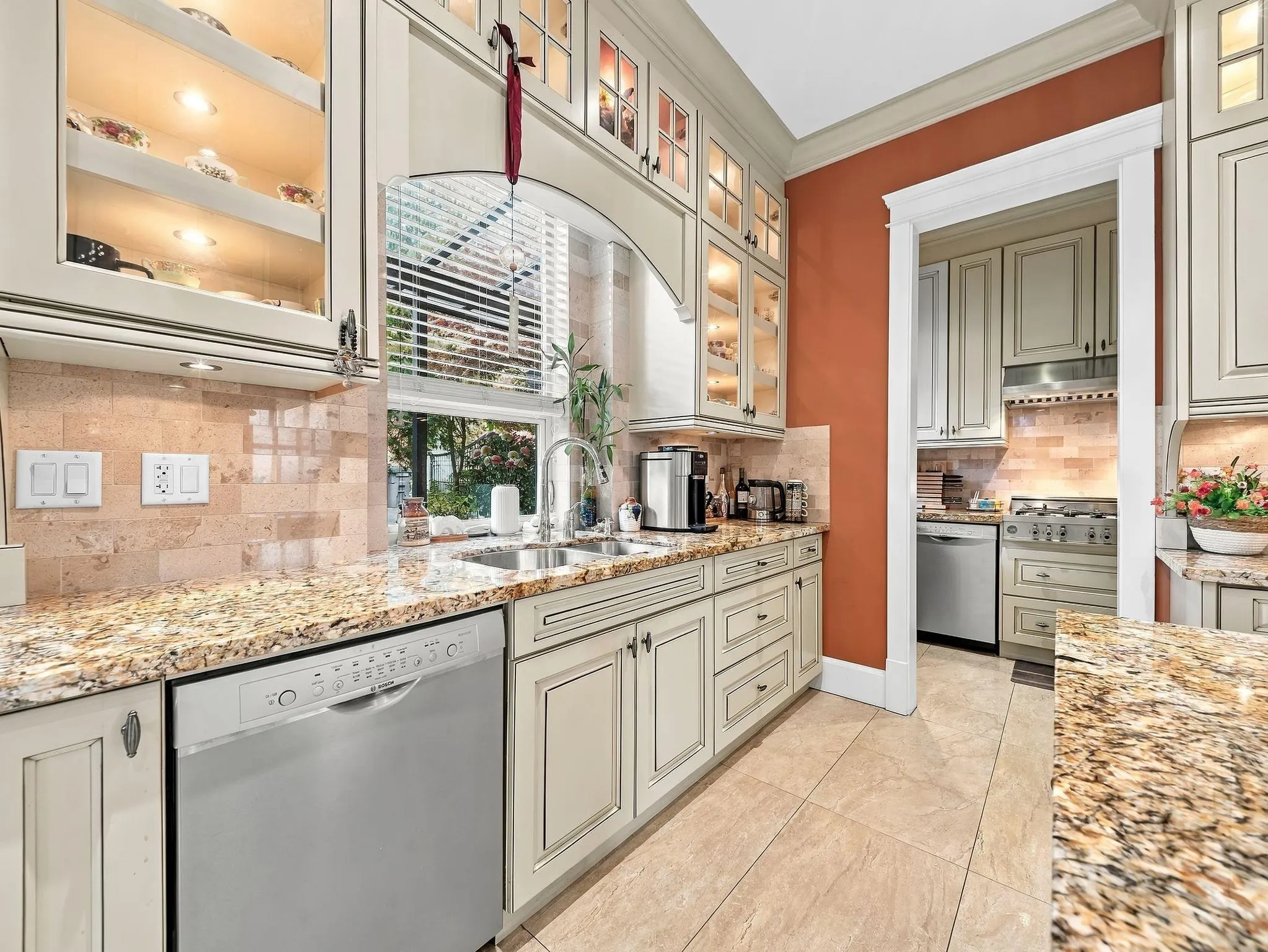 2015 W 57th Avenue