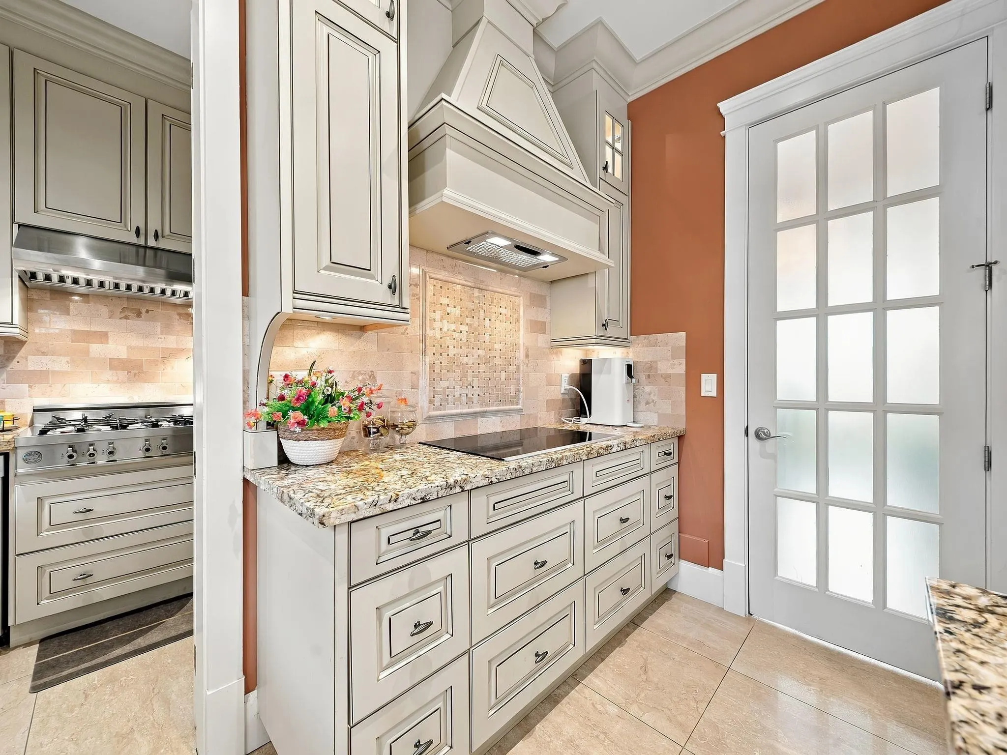 2015 W 57th Avenue