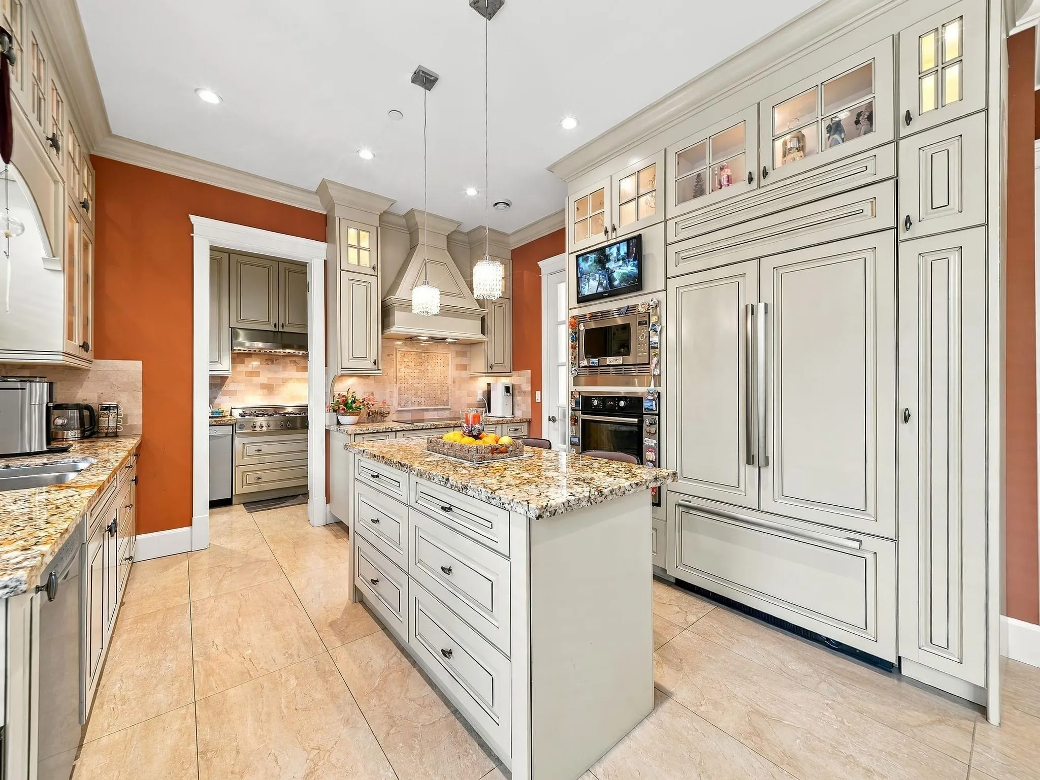 2015 W 57th Avenue