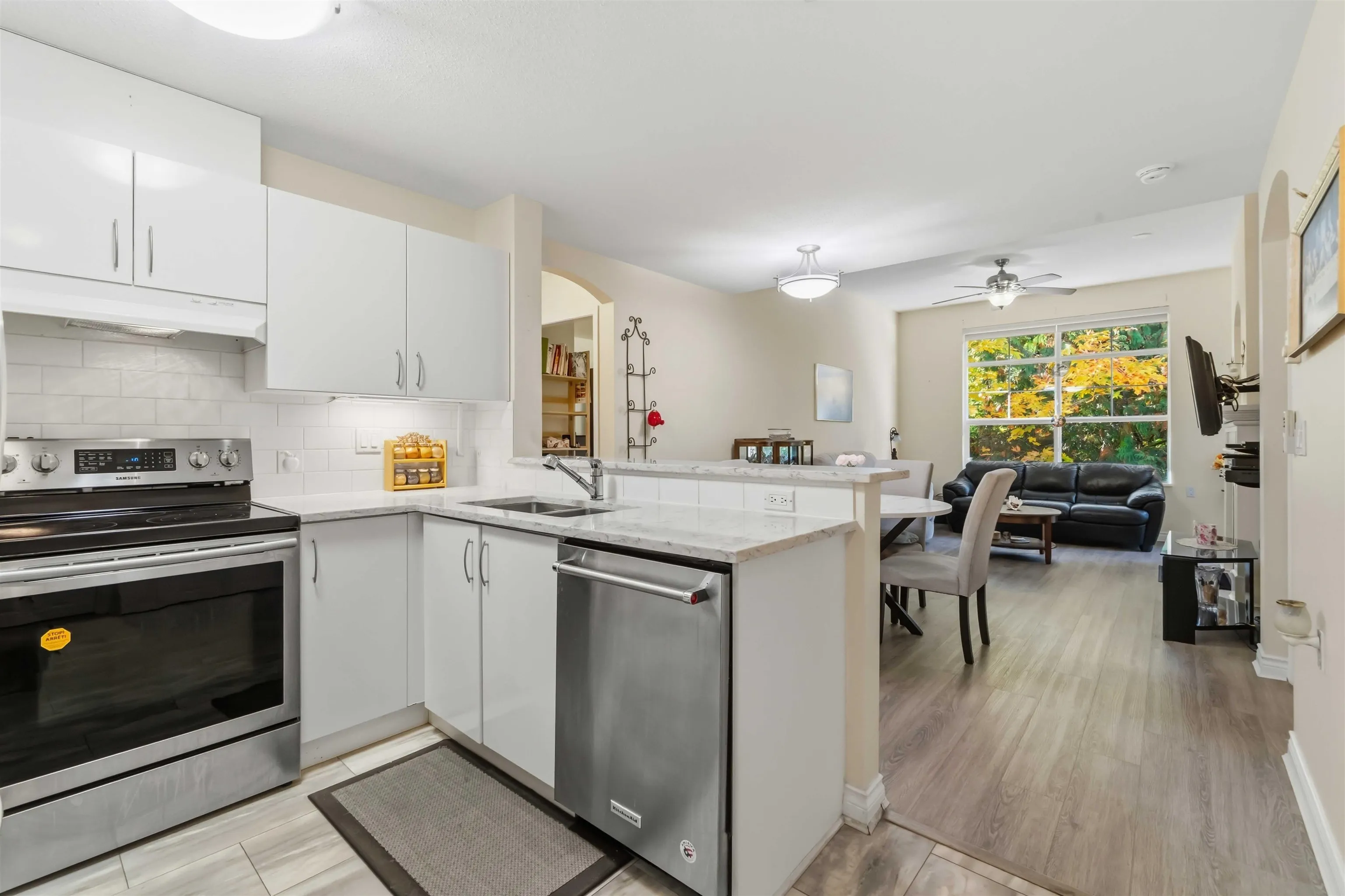 960 Lynn Valley Road #411