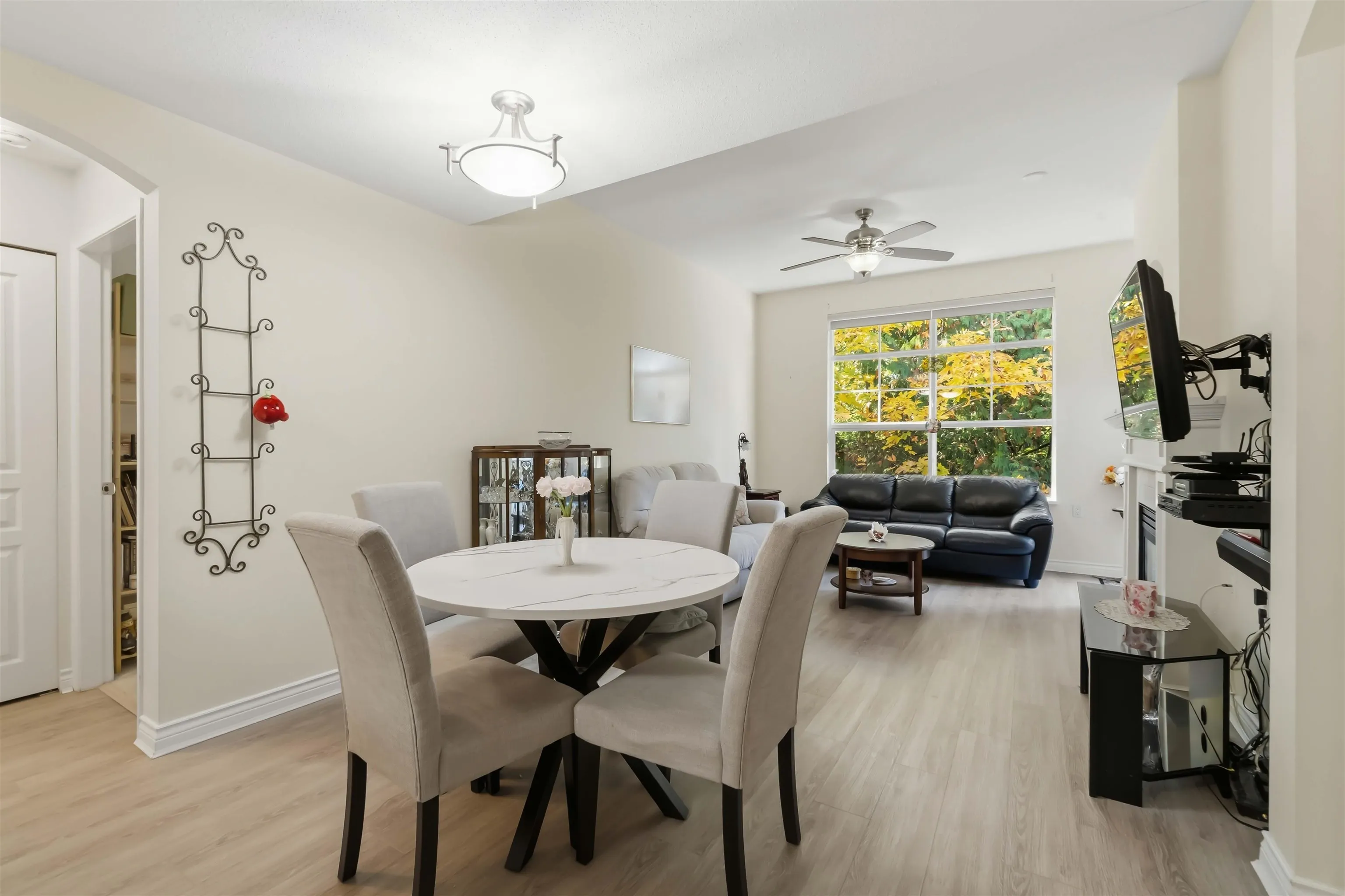 960 Lynn Valley Road #411