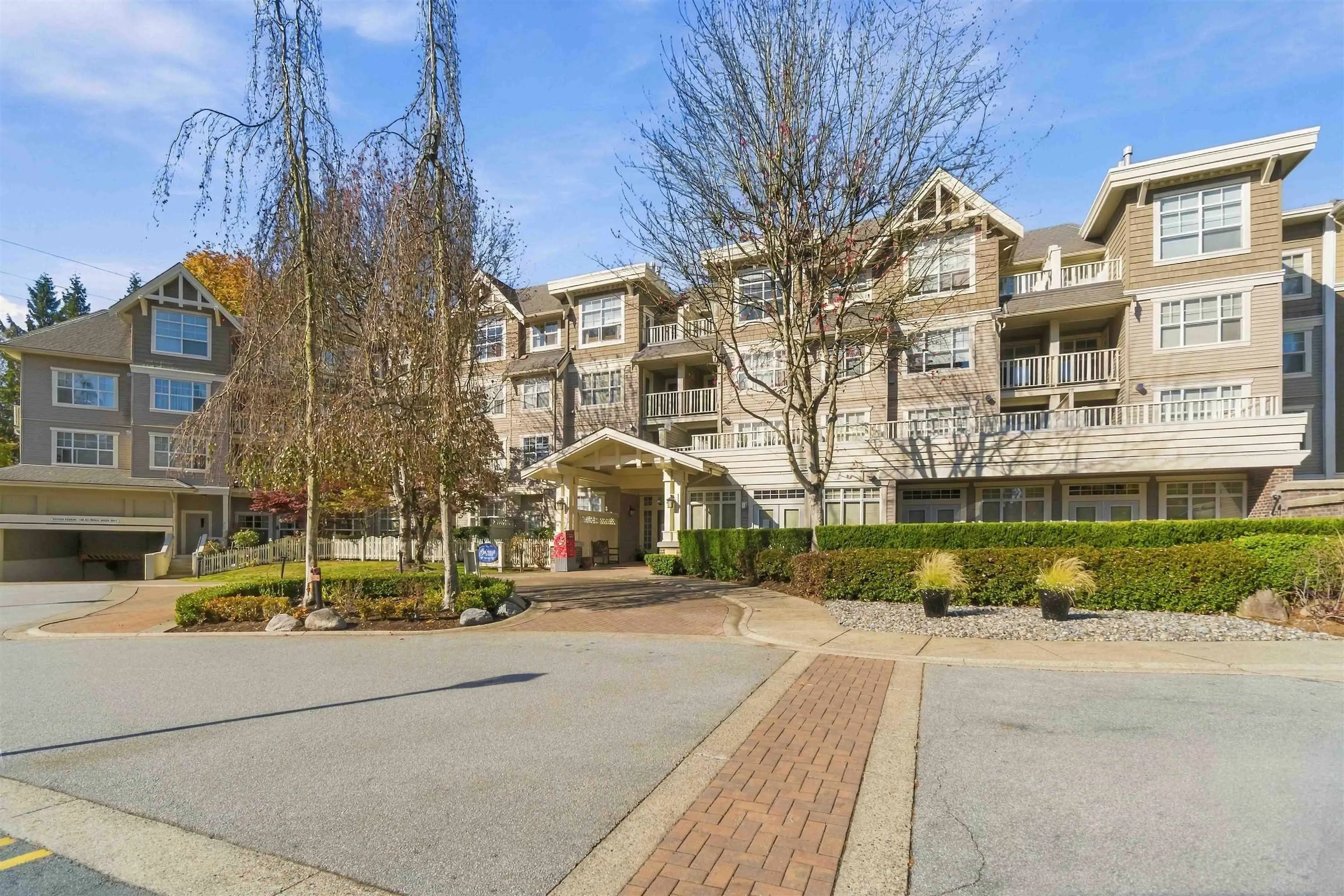 960 Lynn Valley Road #411