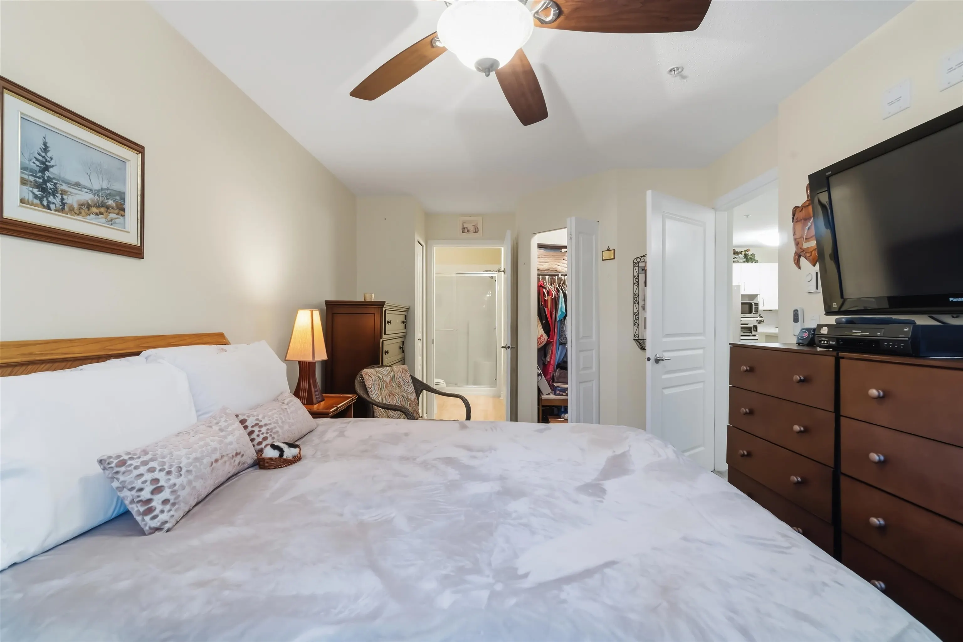960 Lynn Valley Road #411