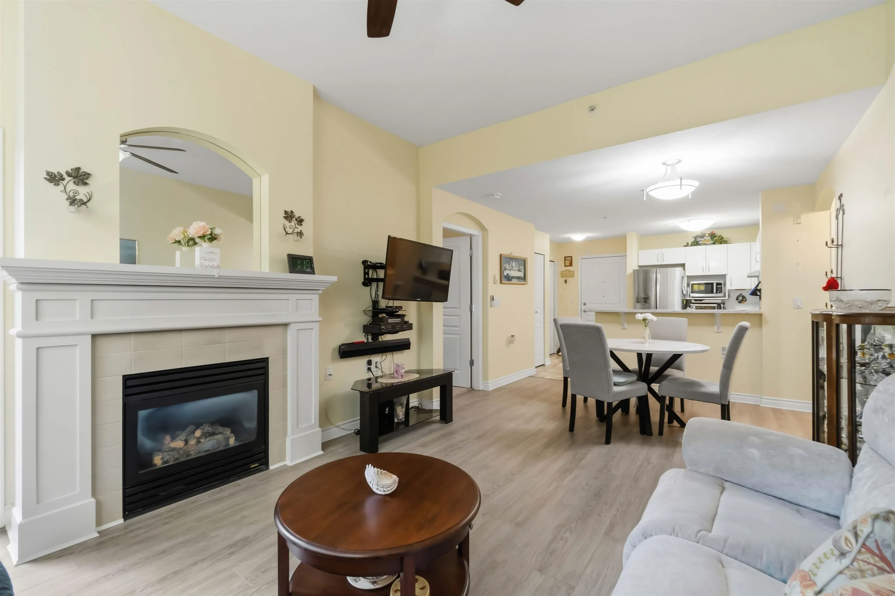 960 Lynn Valley Road #411