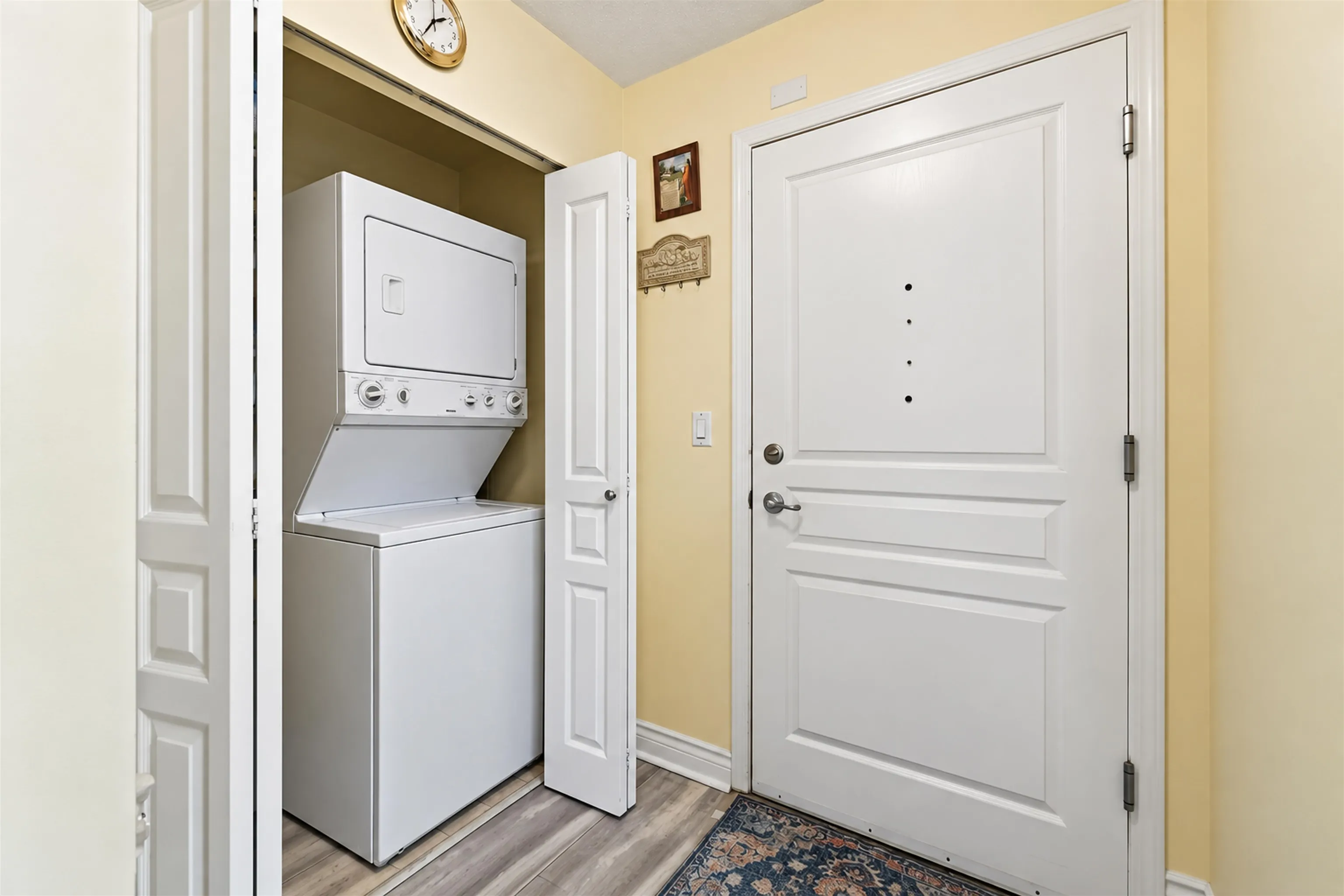 960 Lynn Valley Road #411