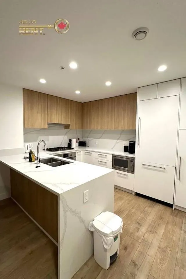 2035 Glenaire Drive #213