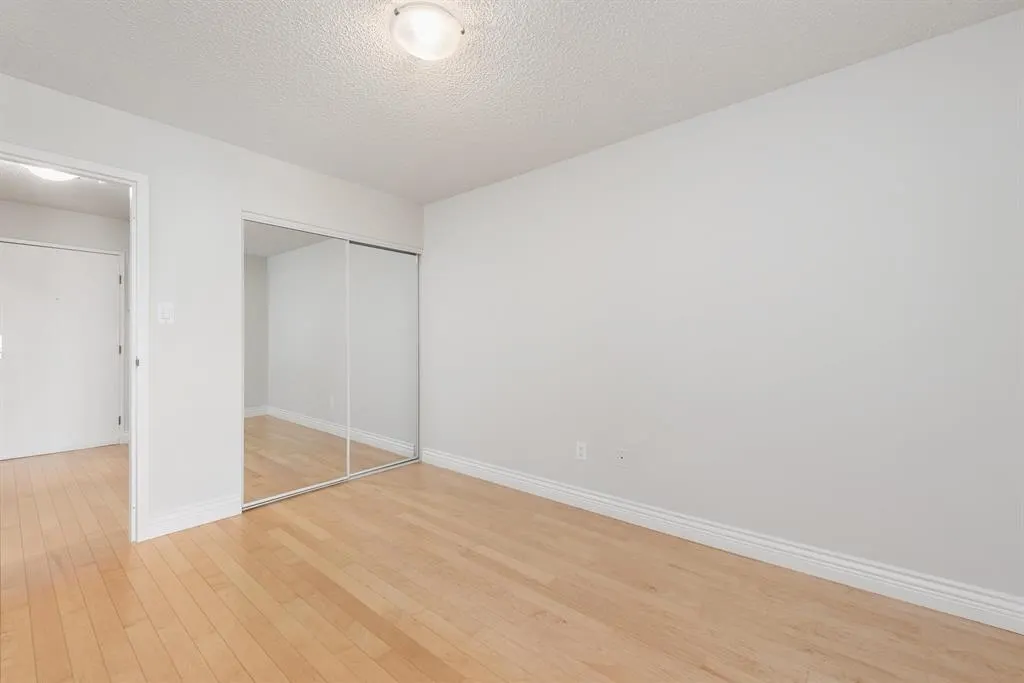 2920 Ash Street #401