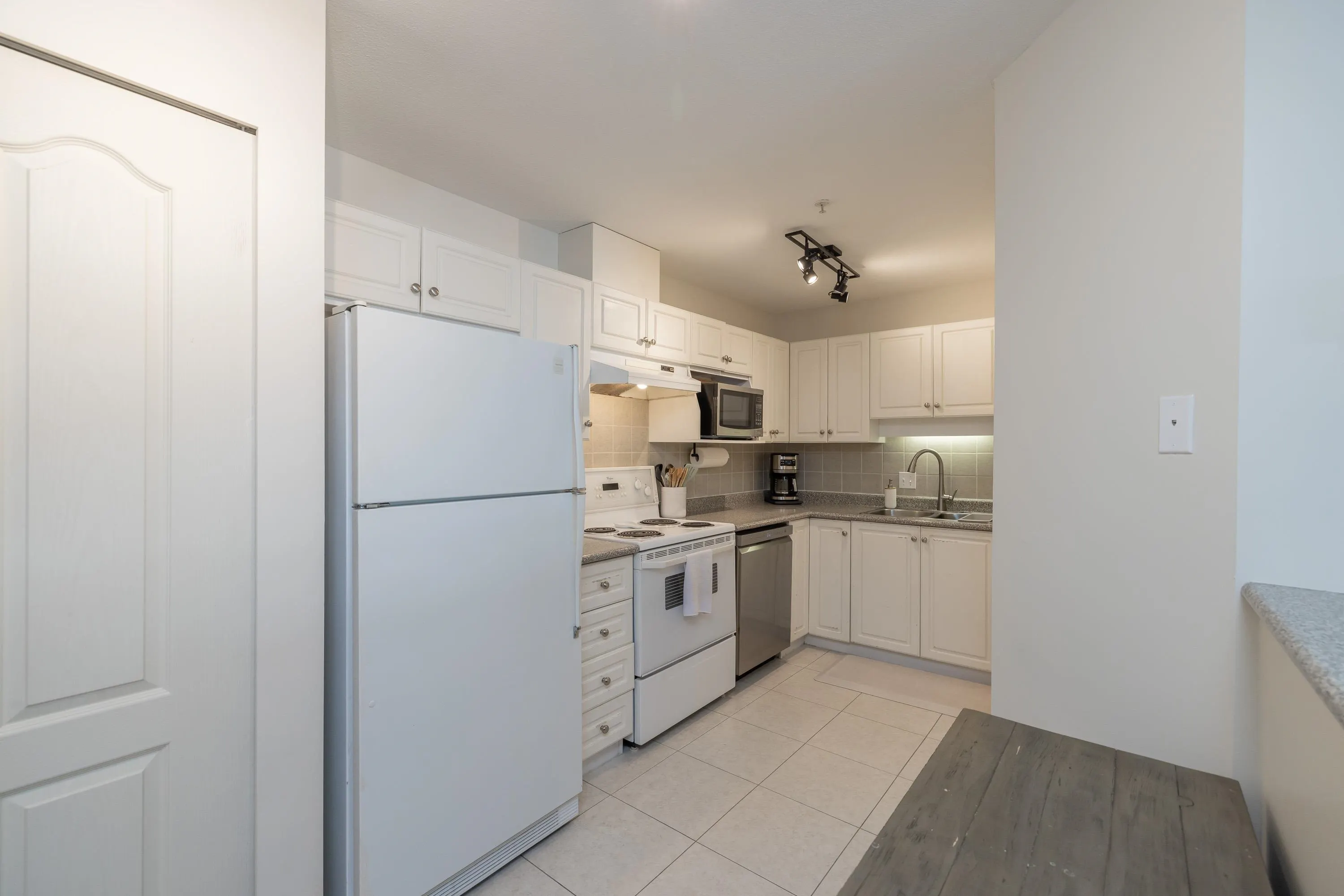 33668 King Road #402