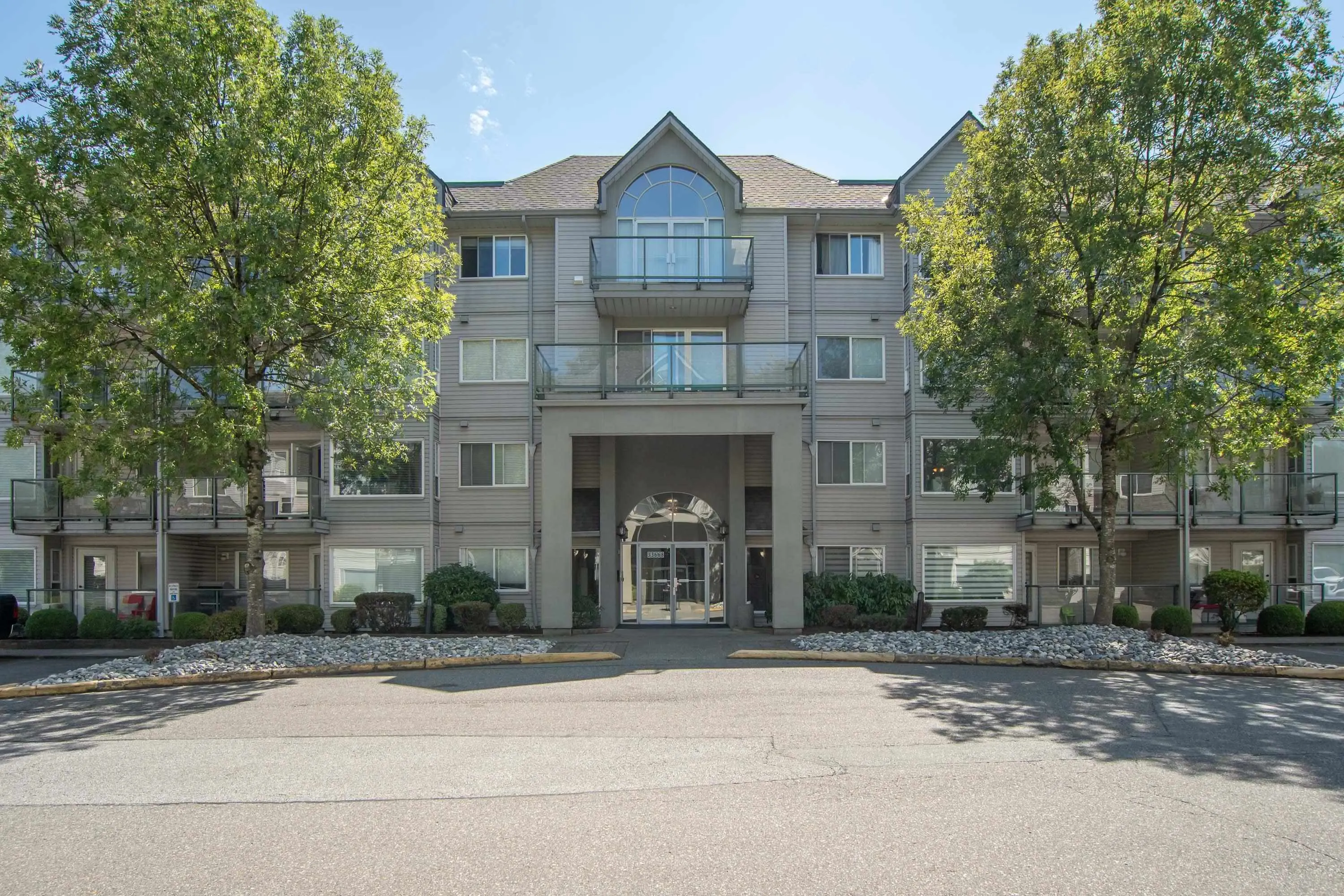 33668 King Road #402